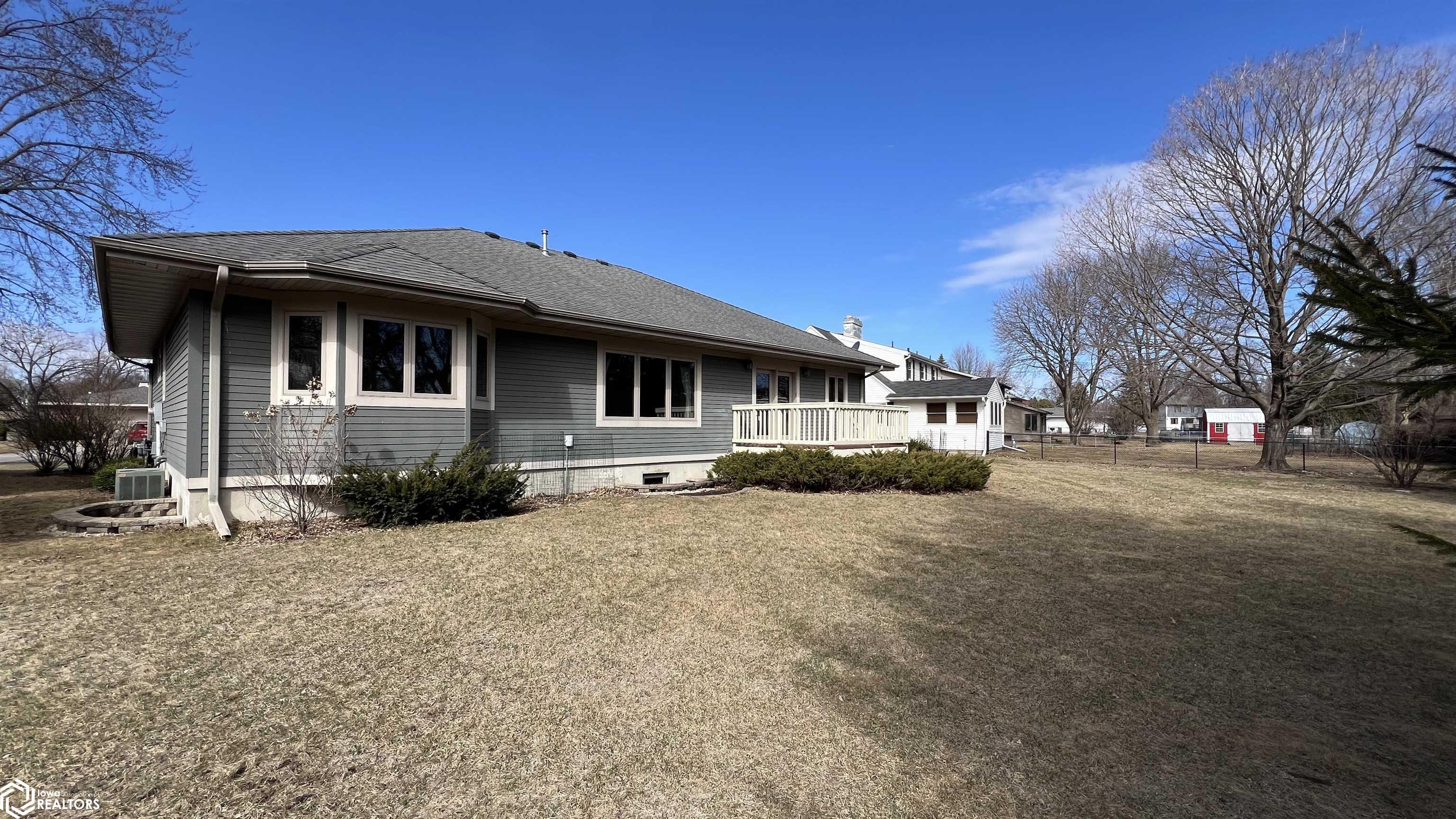 1797 Springview Drive, Mason City, Iowa image 32