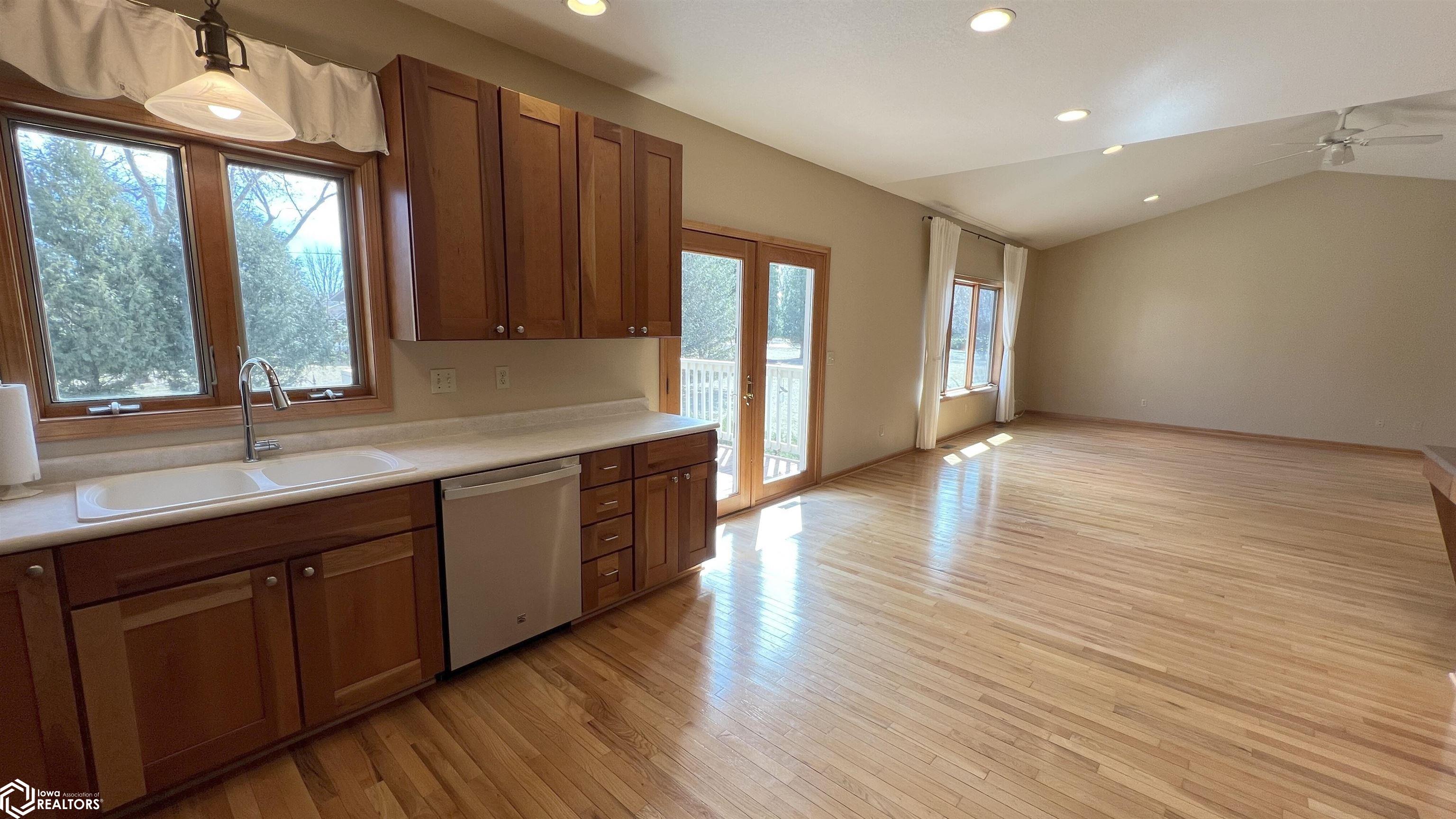 1797 Springview Drive, Mason City, Iowa image 9