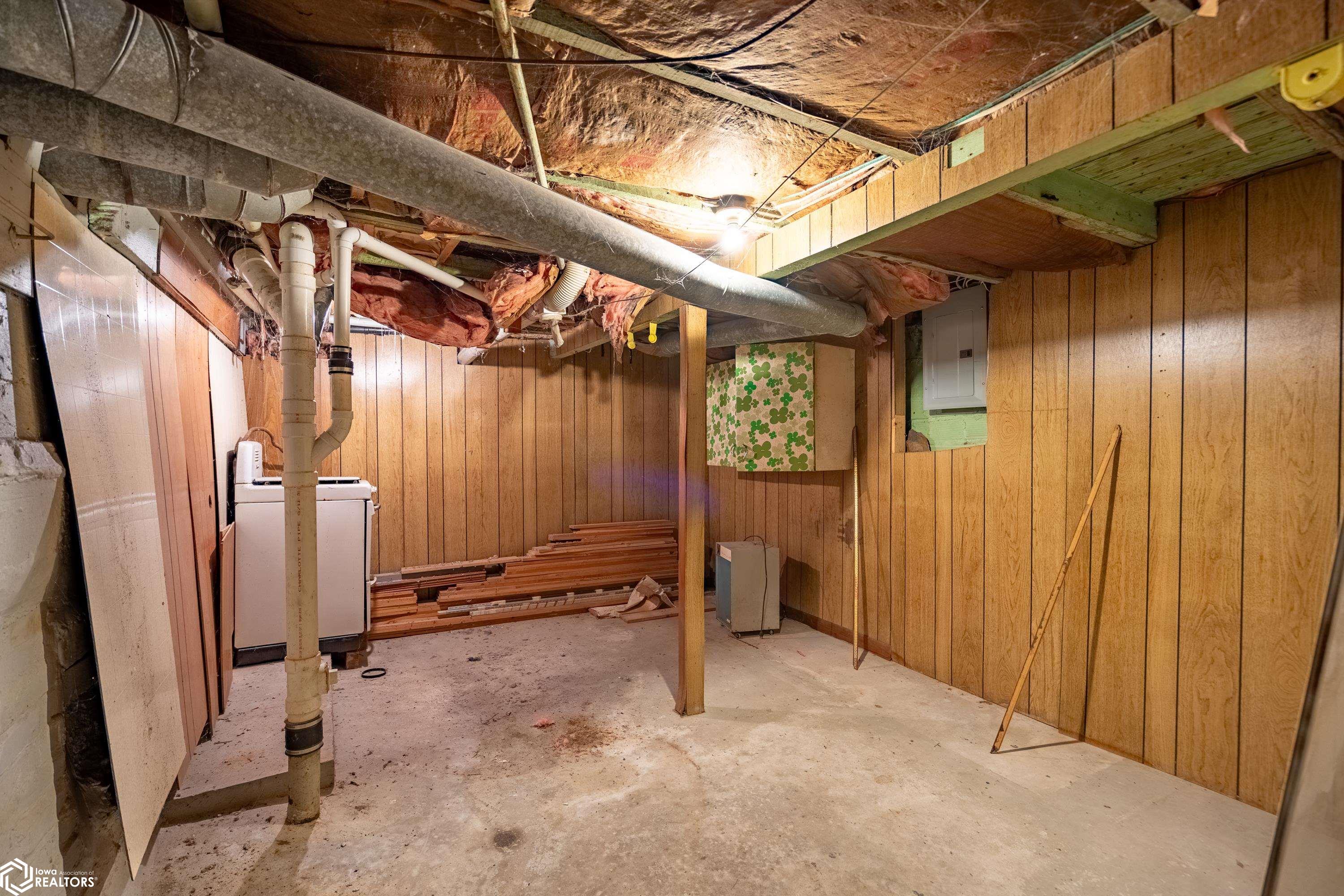 107 N 9th Avenue, Marshalltown, Iowa image 31