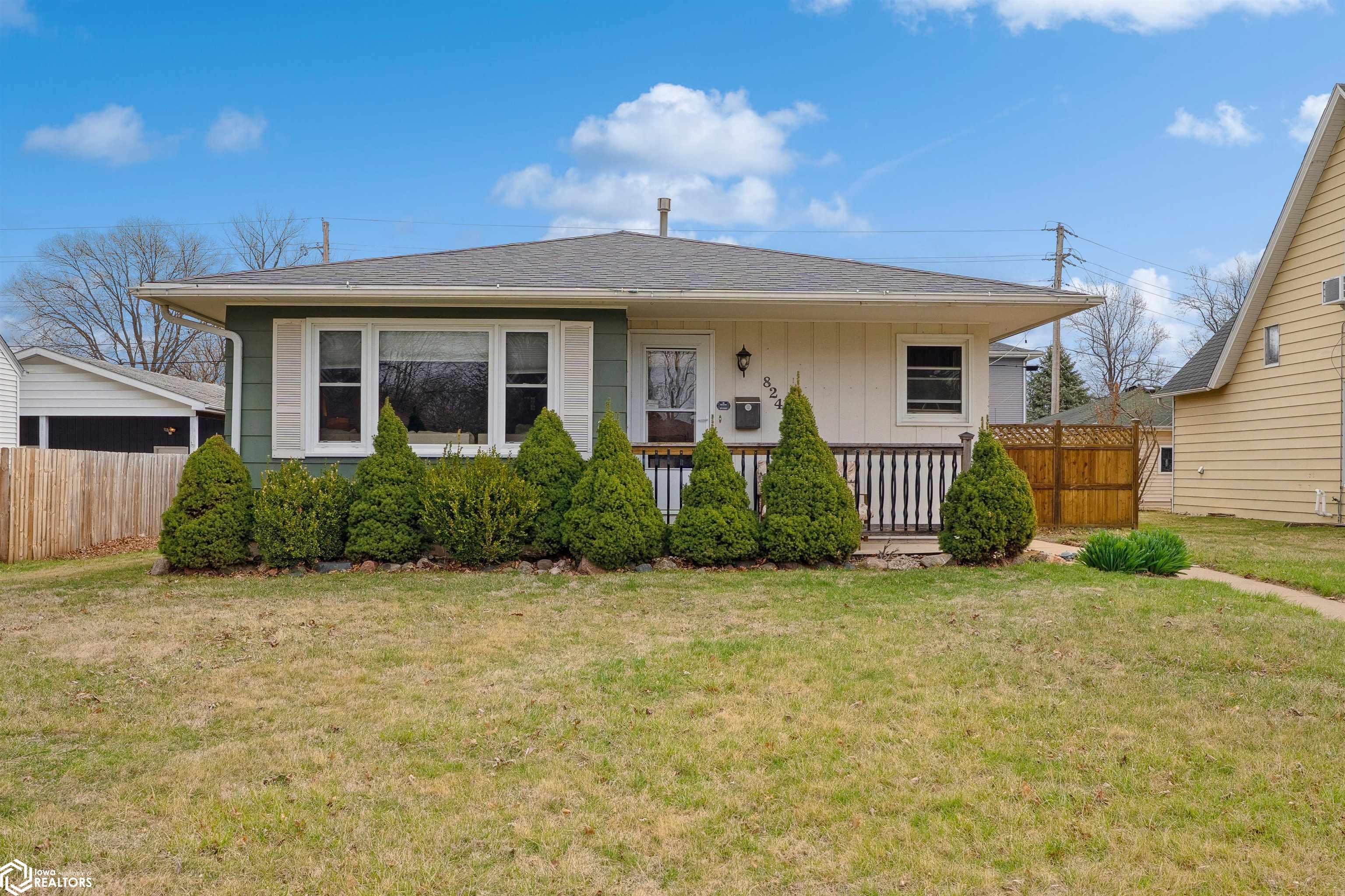 824 S Plane Street, Burlington, Iowa image 1