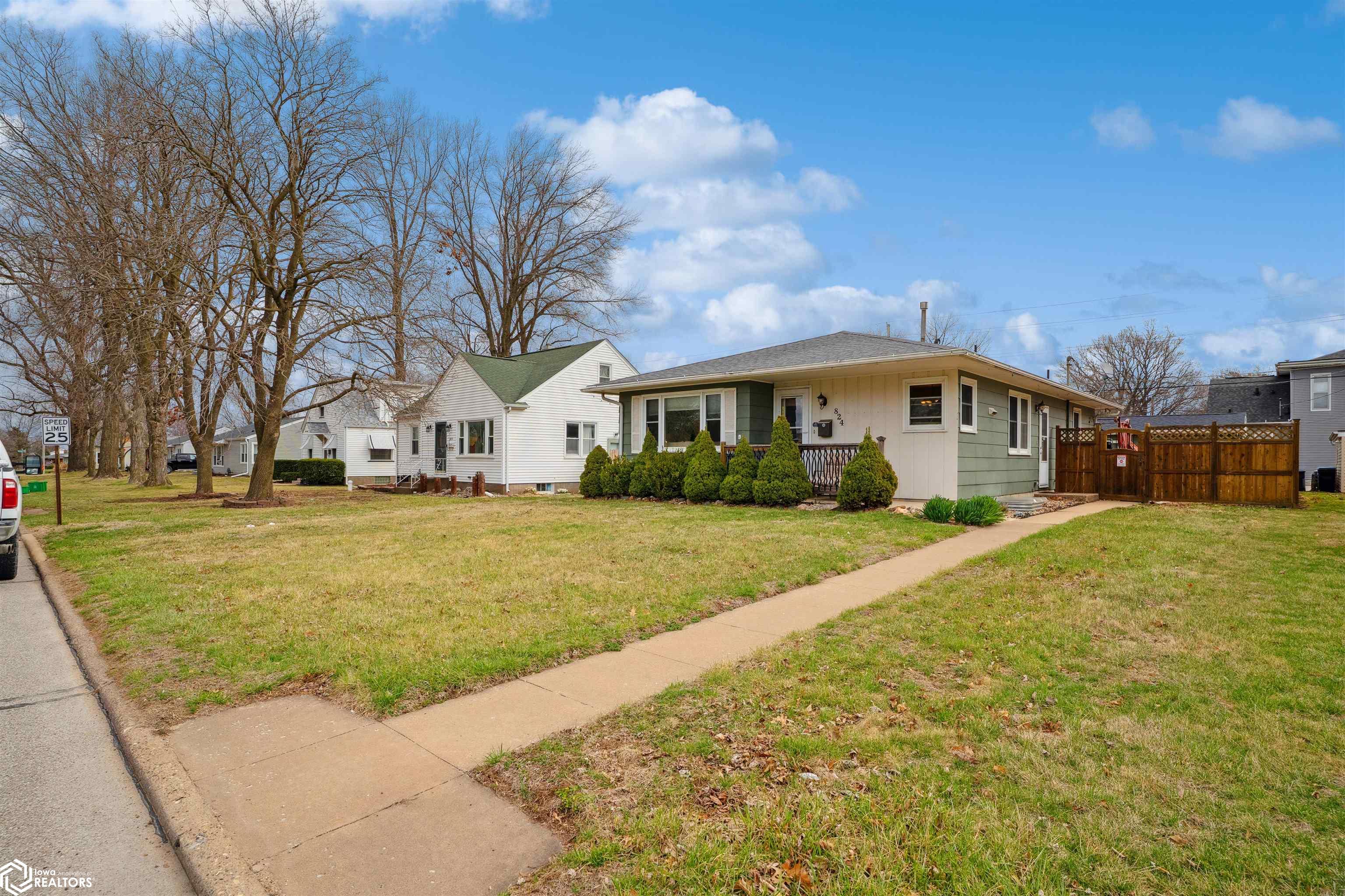 824 S Plane Street, Burlington, Iowa image 3