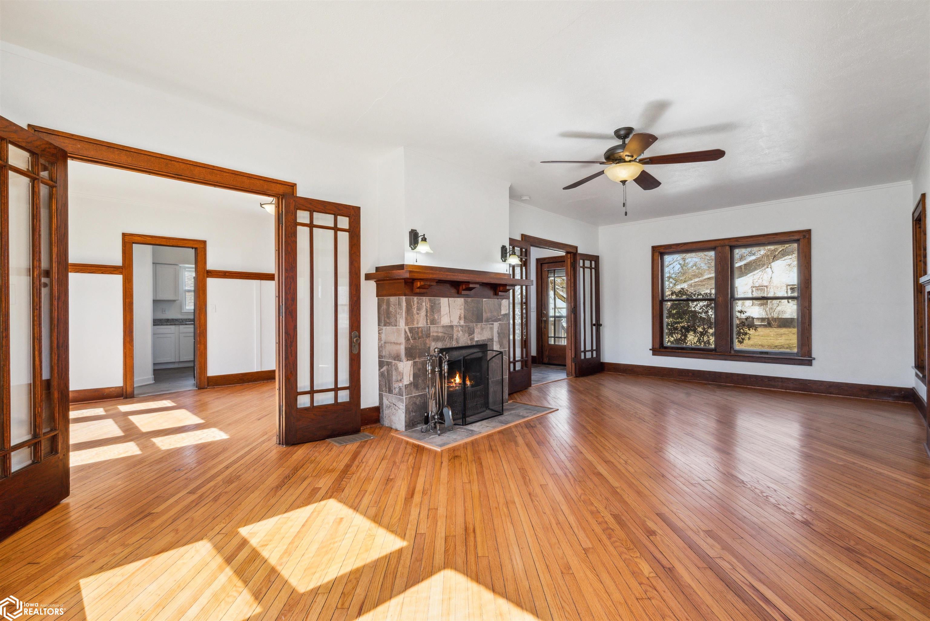210 3rd Street, Melbourne, Iowa image 7