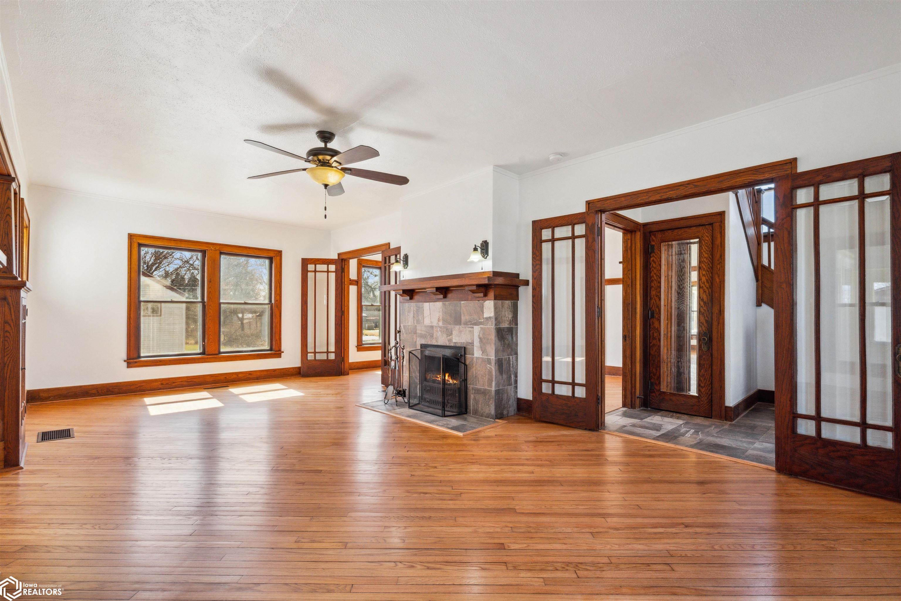 210 3rd Street, Melbourne, Iowa image 8
