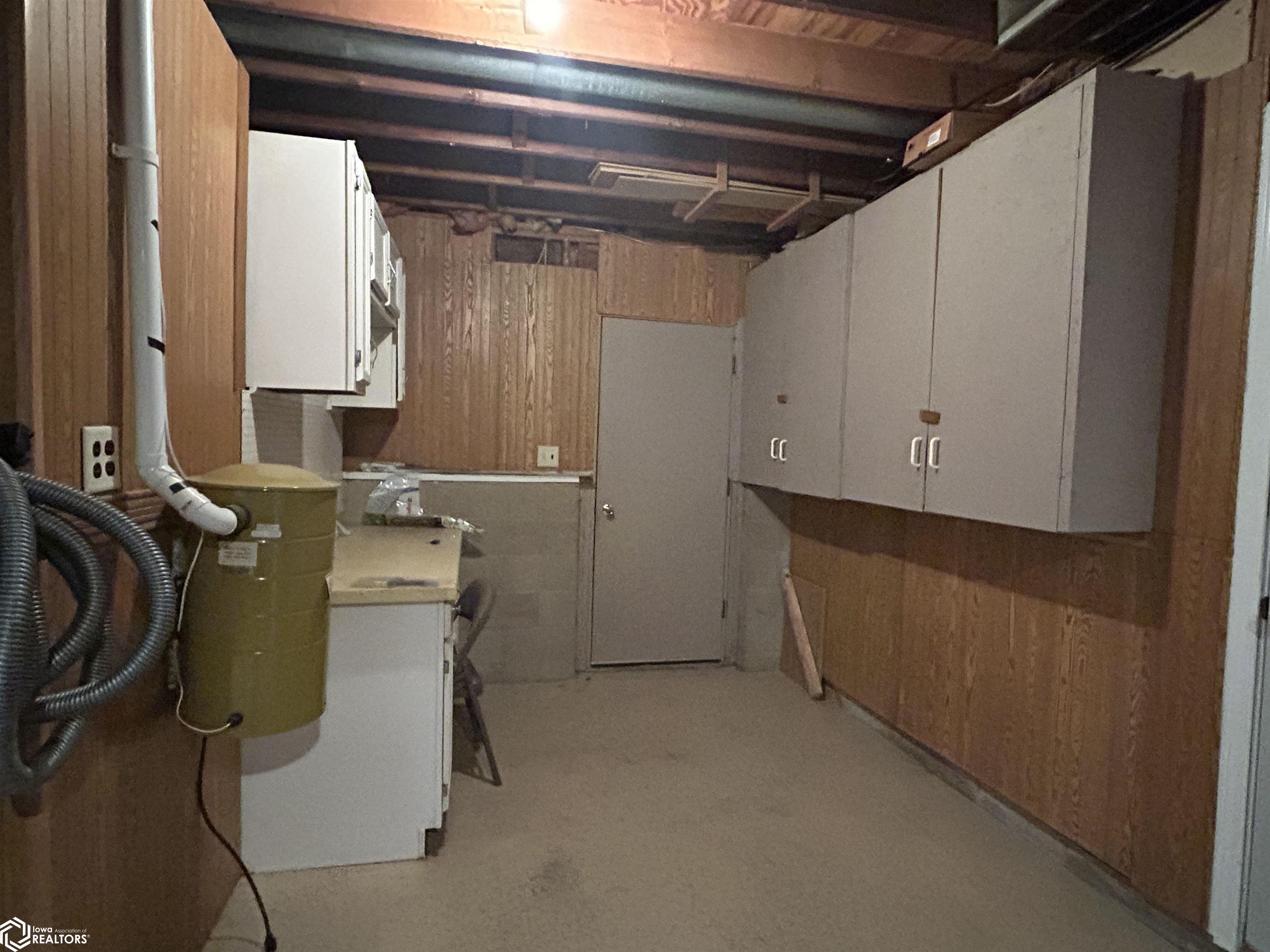 214 Plaza Heights Road, Marshalltown, Iowa image 18