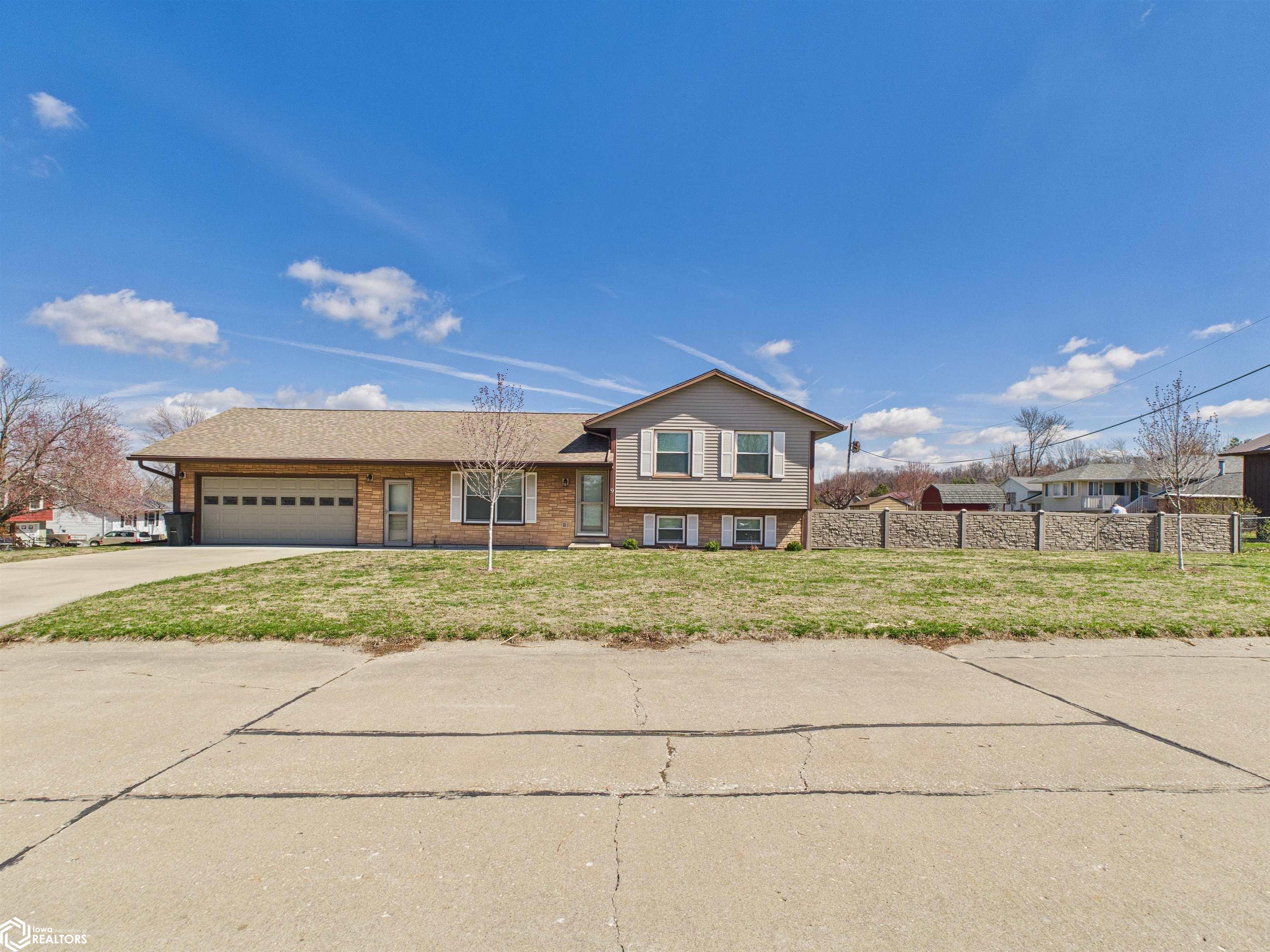 9 Pine Court, Montrose, Iowa image 1