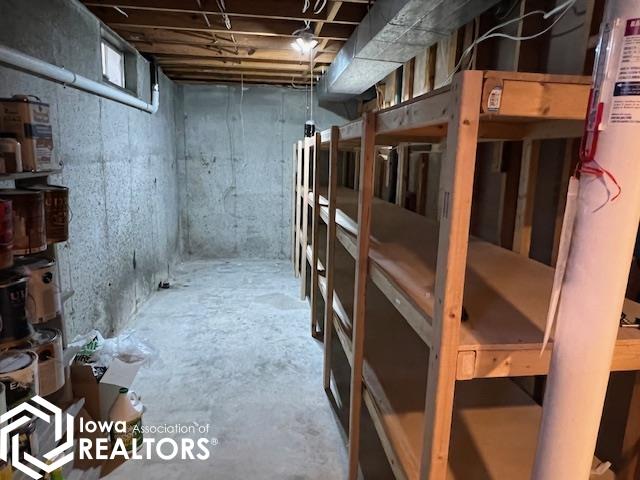 403 W State St, Mount Pleasant, Iowa image 32
