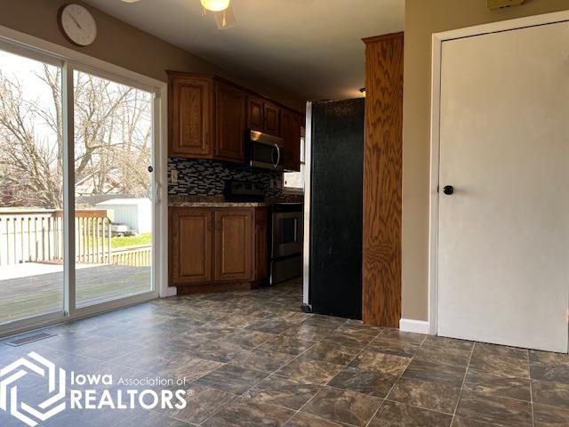 403 W State St, Mount Pleasant, Iowa image 10