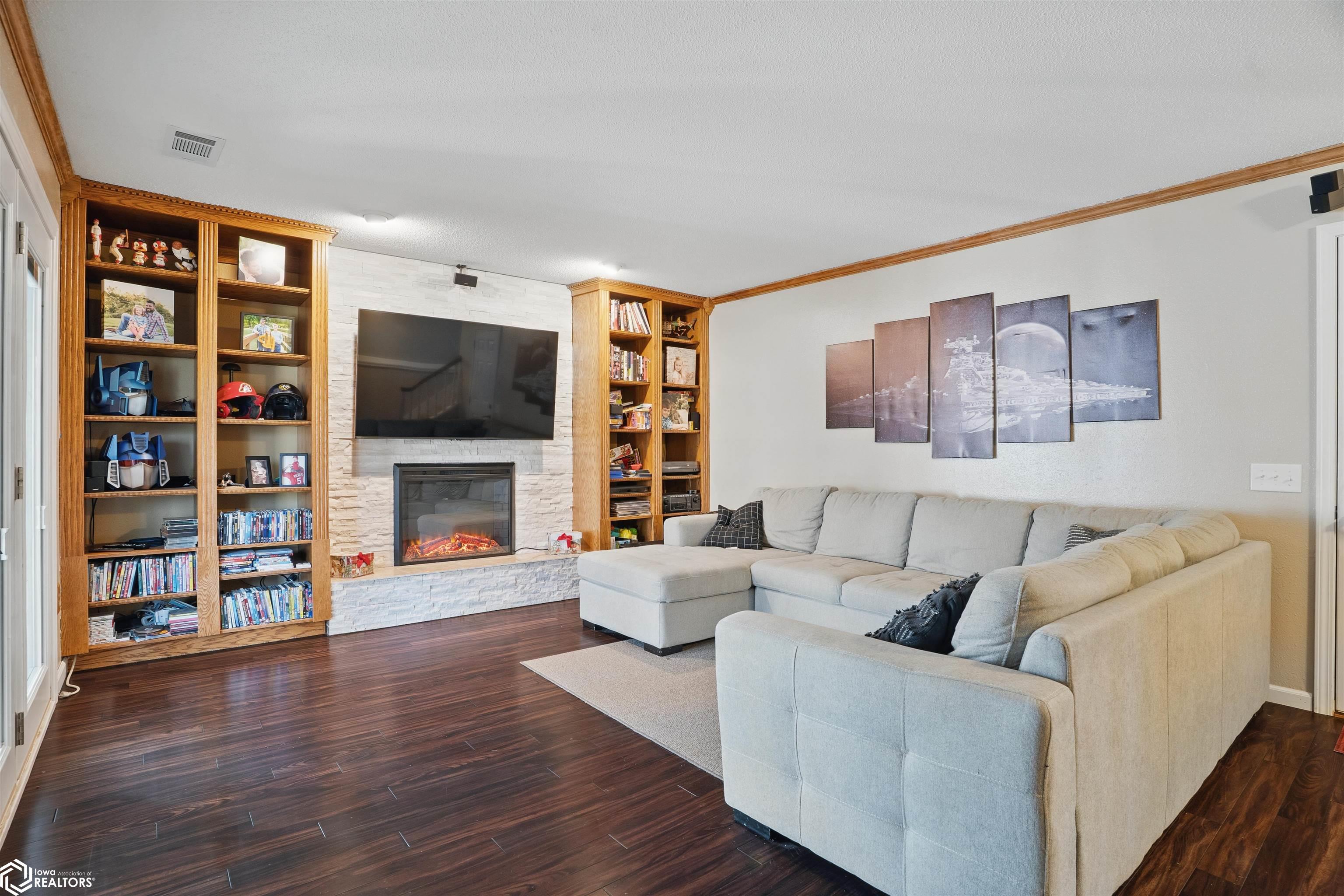 2500 Sunrise Lane, Burlington, Iowa image 13