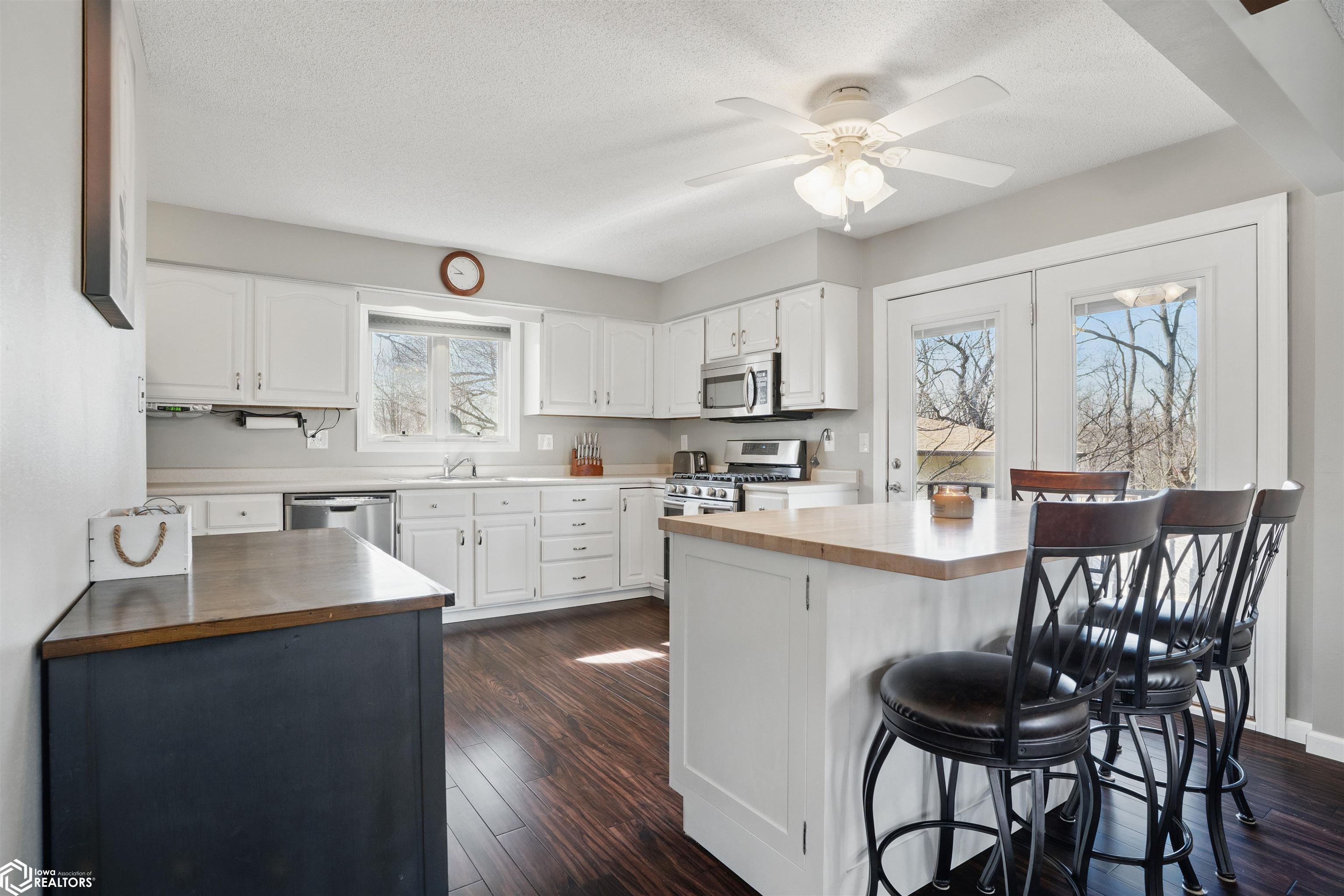 2500 Sunrise Lane, Burlington, Iowa image 7