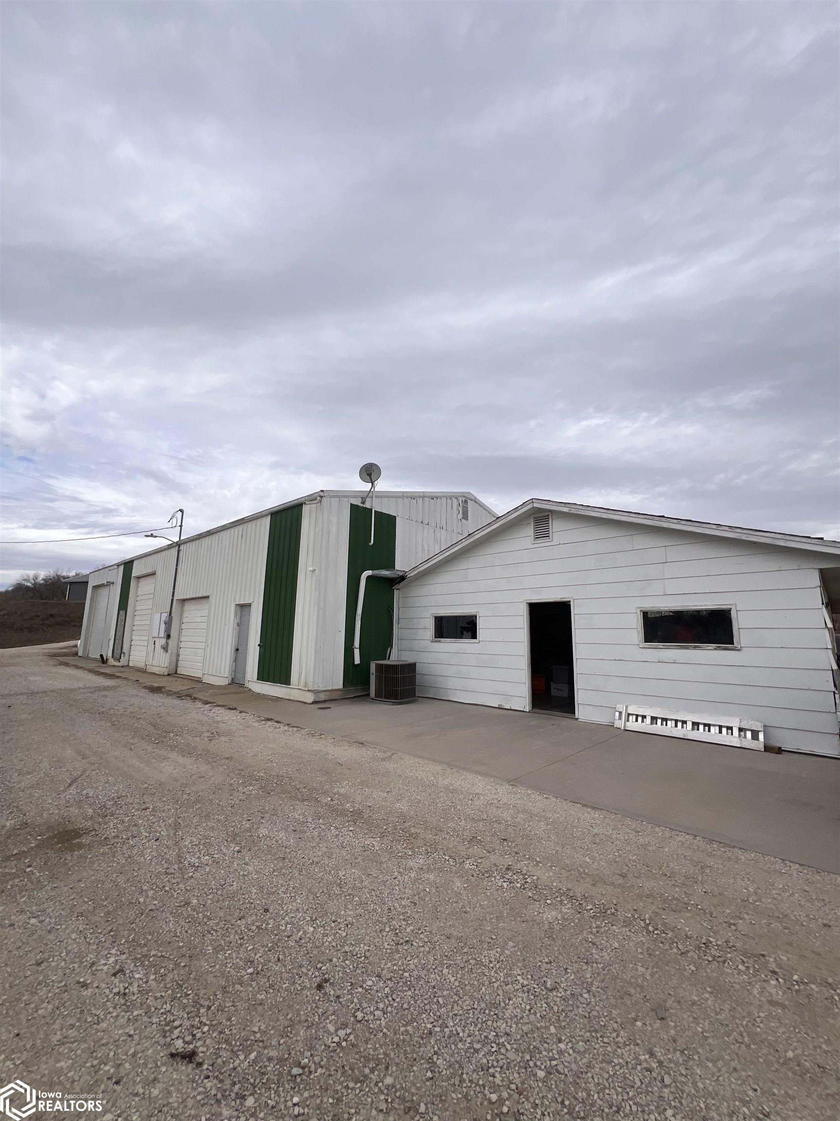 2184 Vernon Voss Road, Denison, Iowa image 35