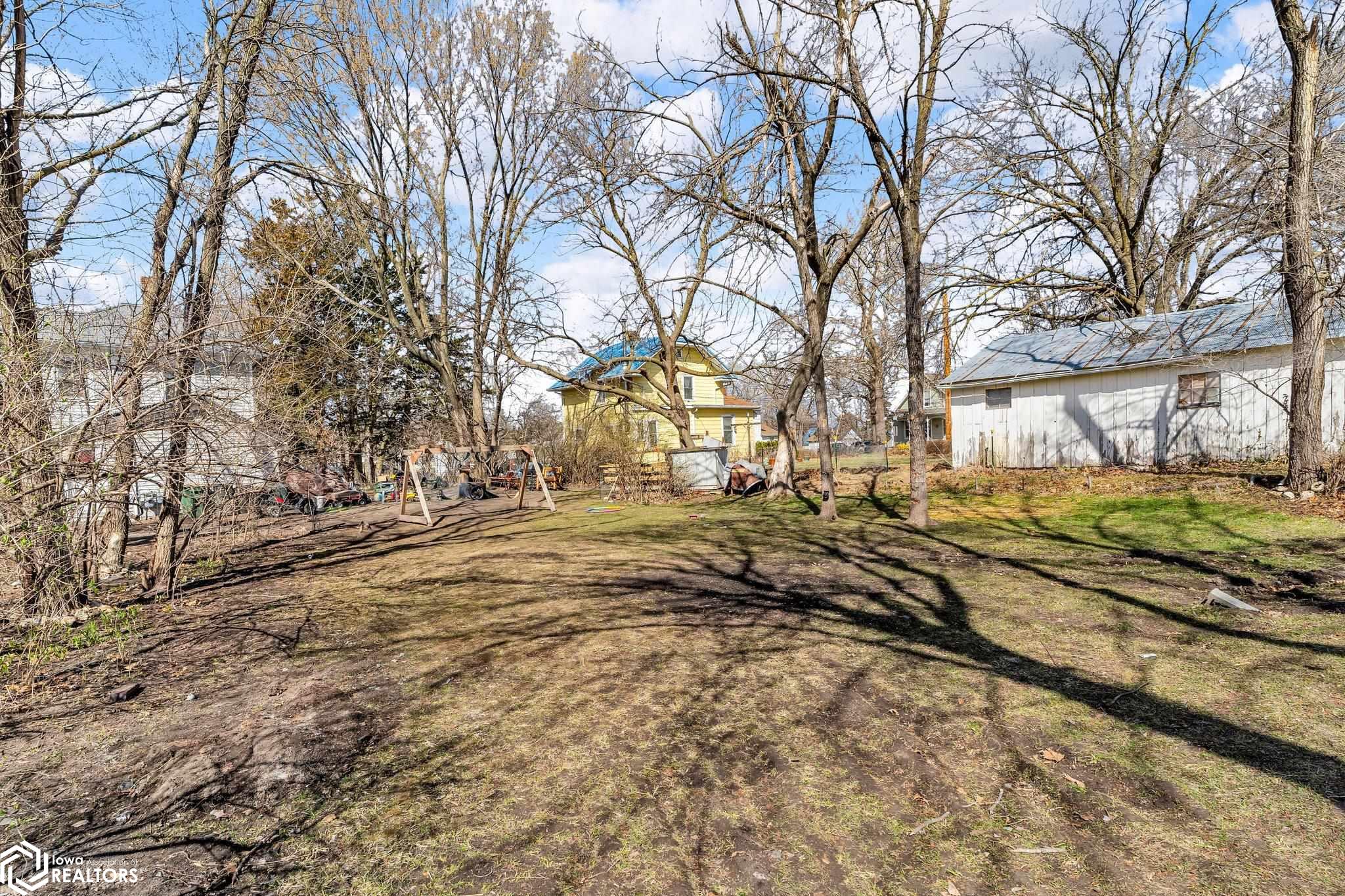 505 N C Street, Fairfield, Iowa image 13