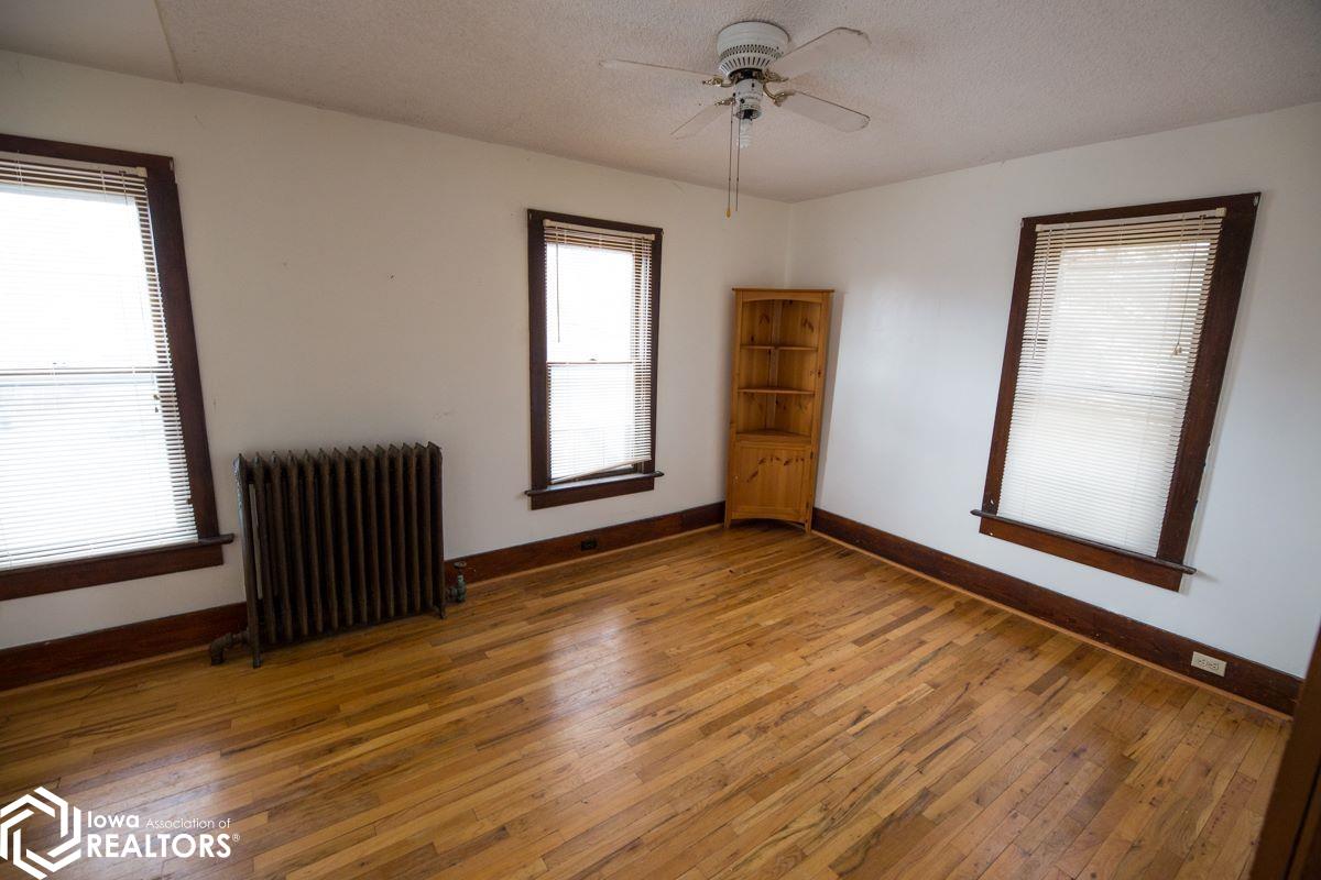 505 N C Street, Fairfield, Iowa image 16
