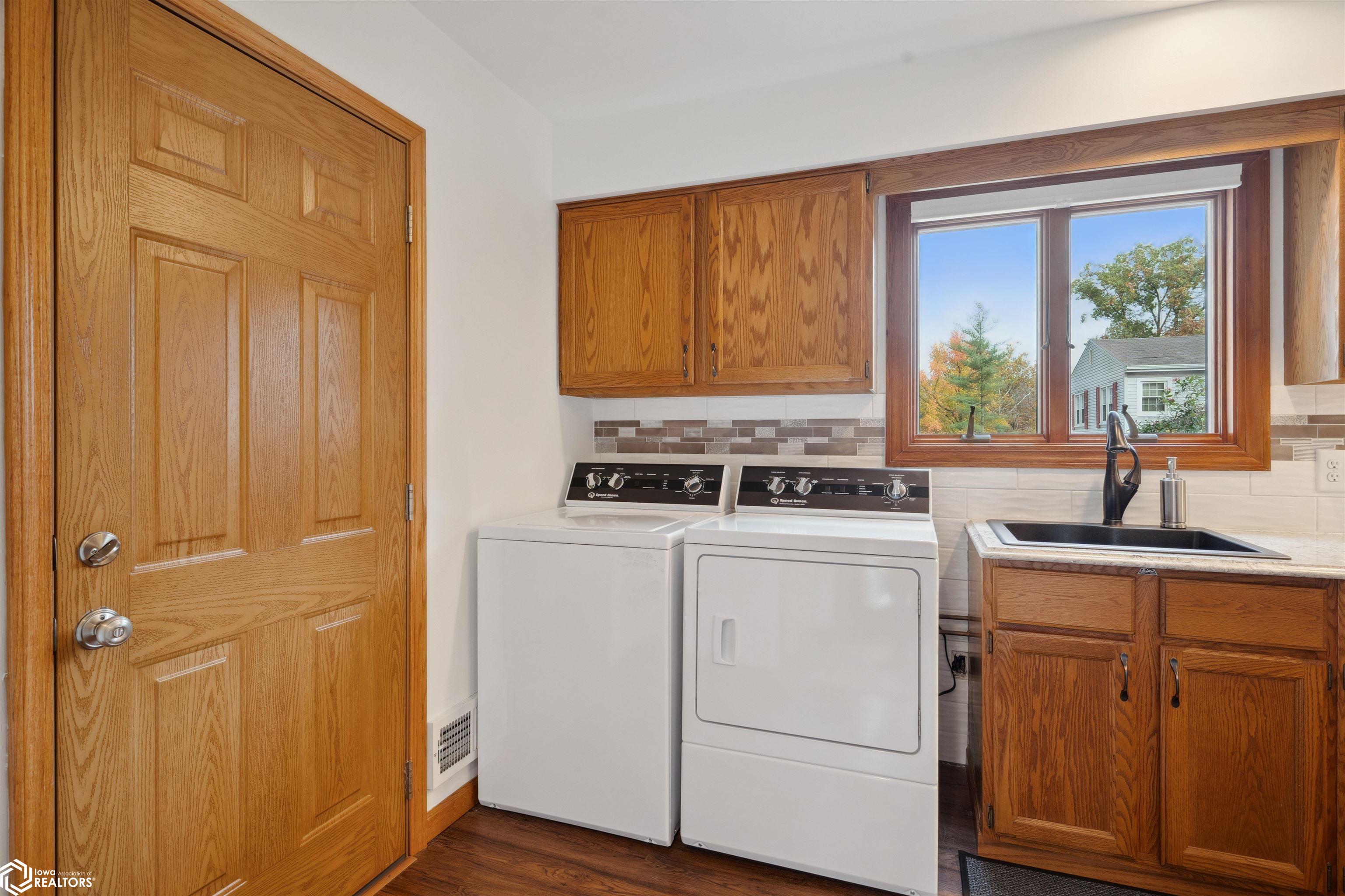 2544 Surrey Road, Burlington, Iowa image 15