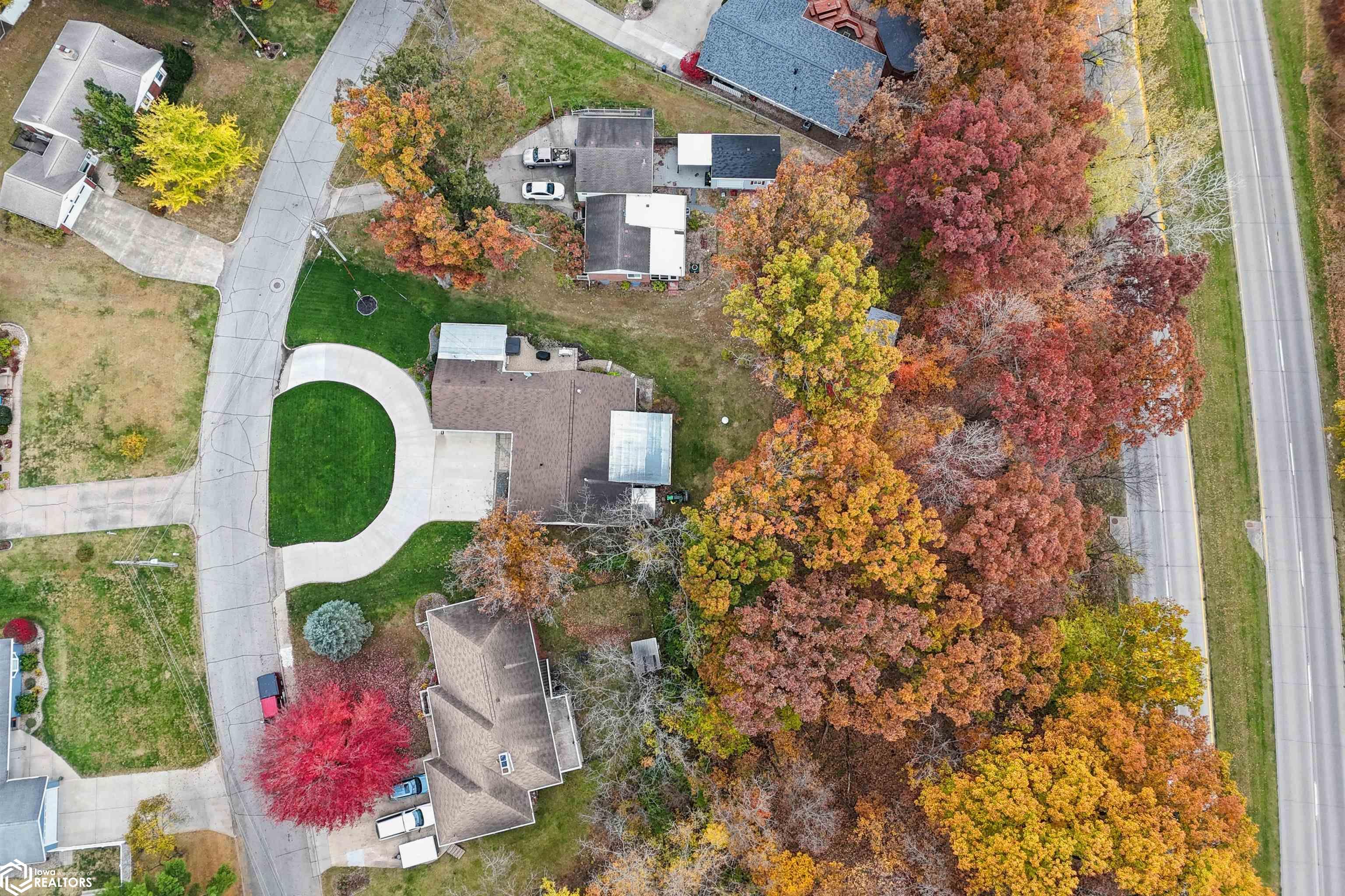 2544 Surrey Road, Burlington, Iowa image 17