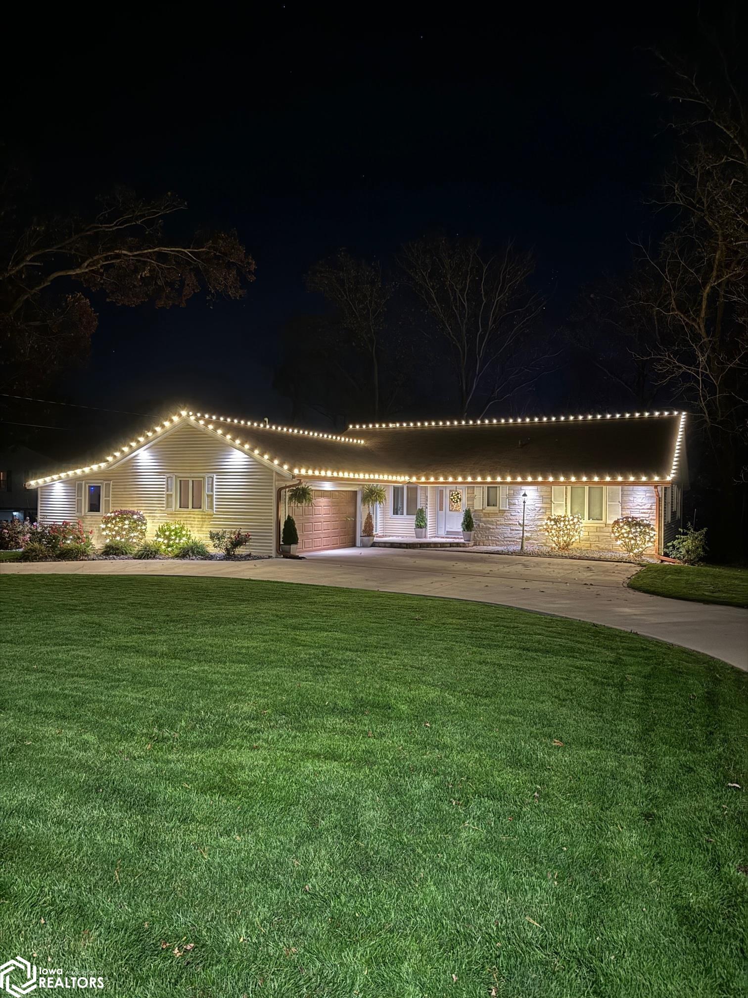 2544 Surrey Road, Burlington, Iowa image 4