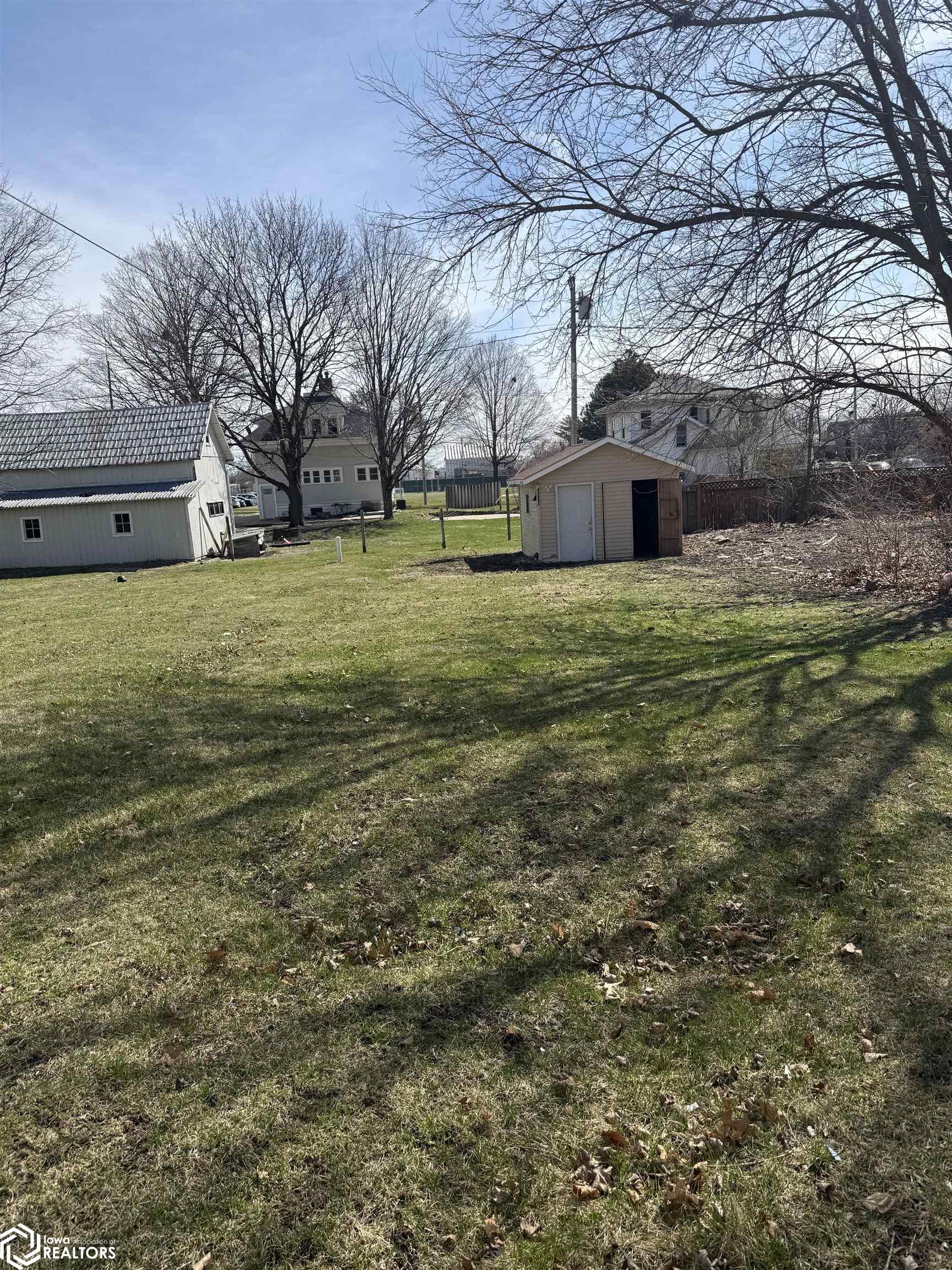 414 N Main St, Mount Pleasant, Iowa image 15
