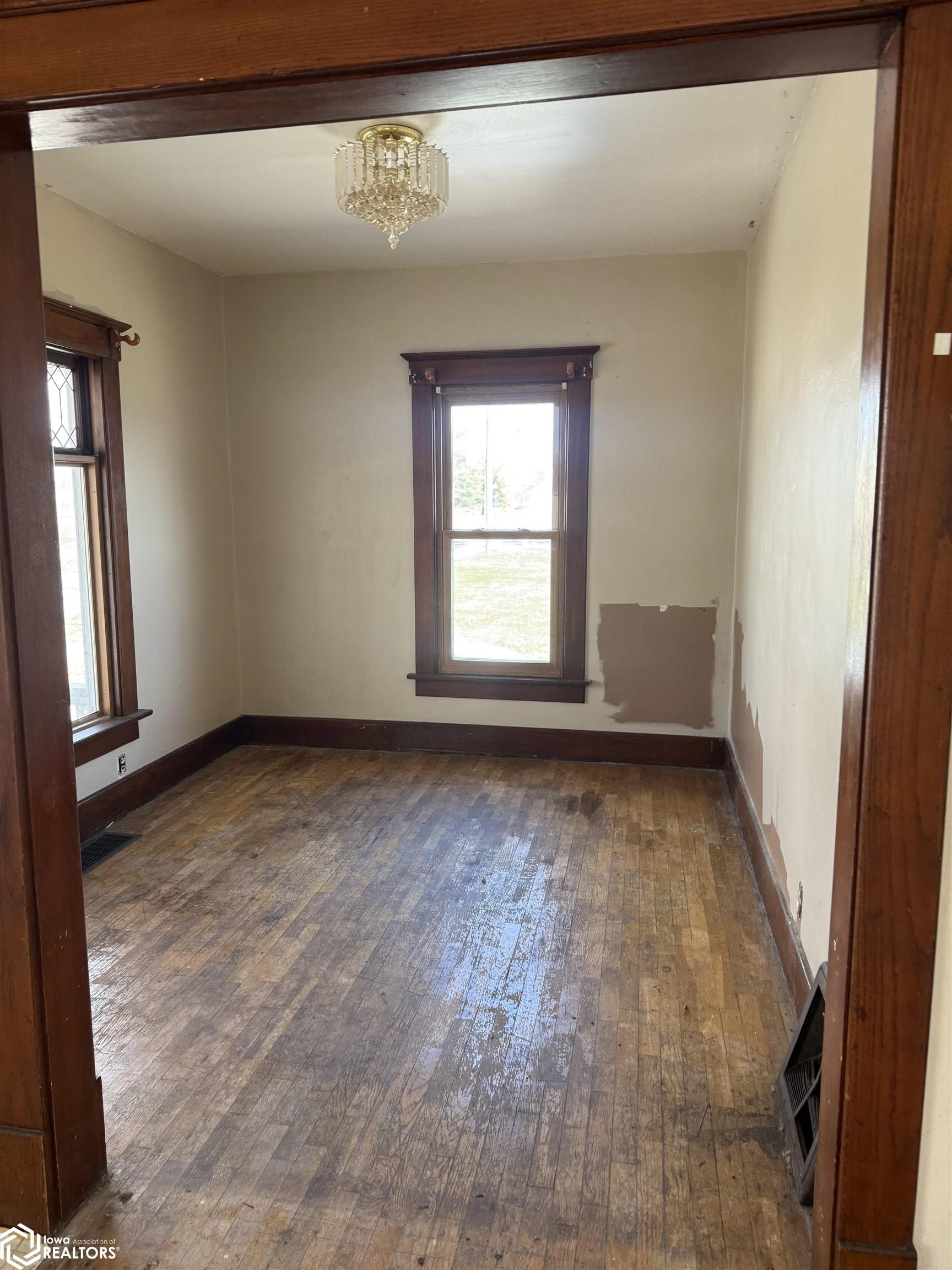 414 N Main St, Mount Pleasant, Iowa image 6