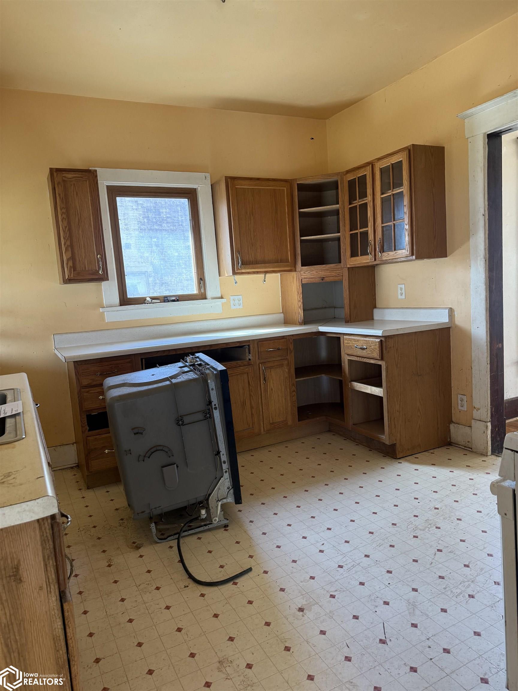 414 N Main St, Mount Pleasant, Iowa image 8