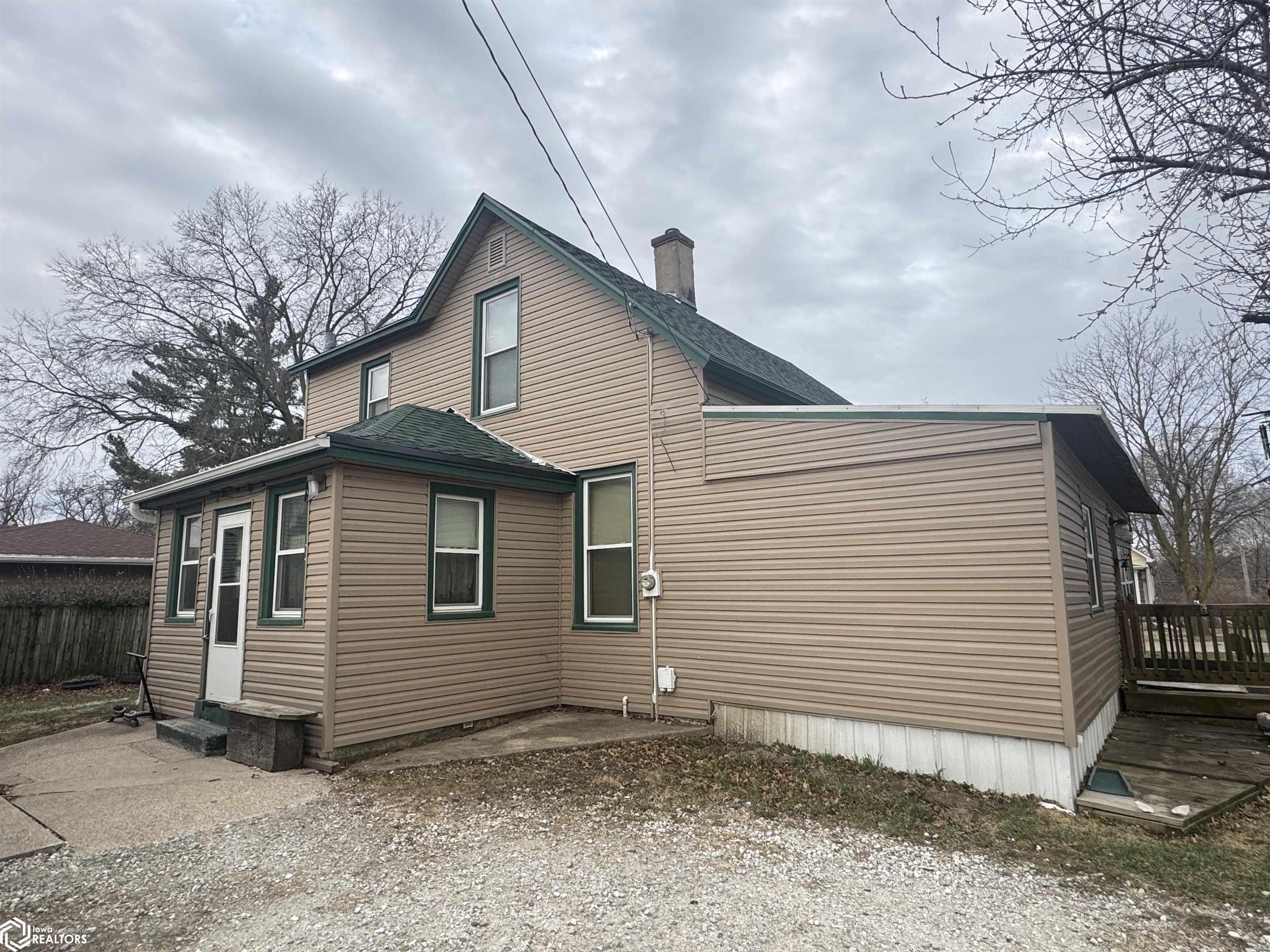 2020 Baumberger Street, Burlington, Iowa image 4