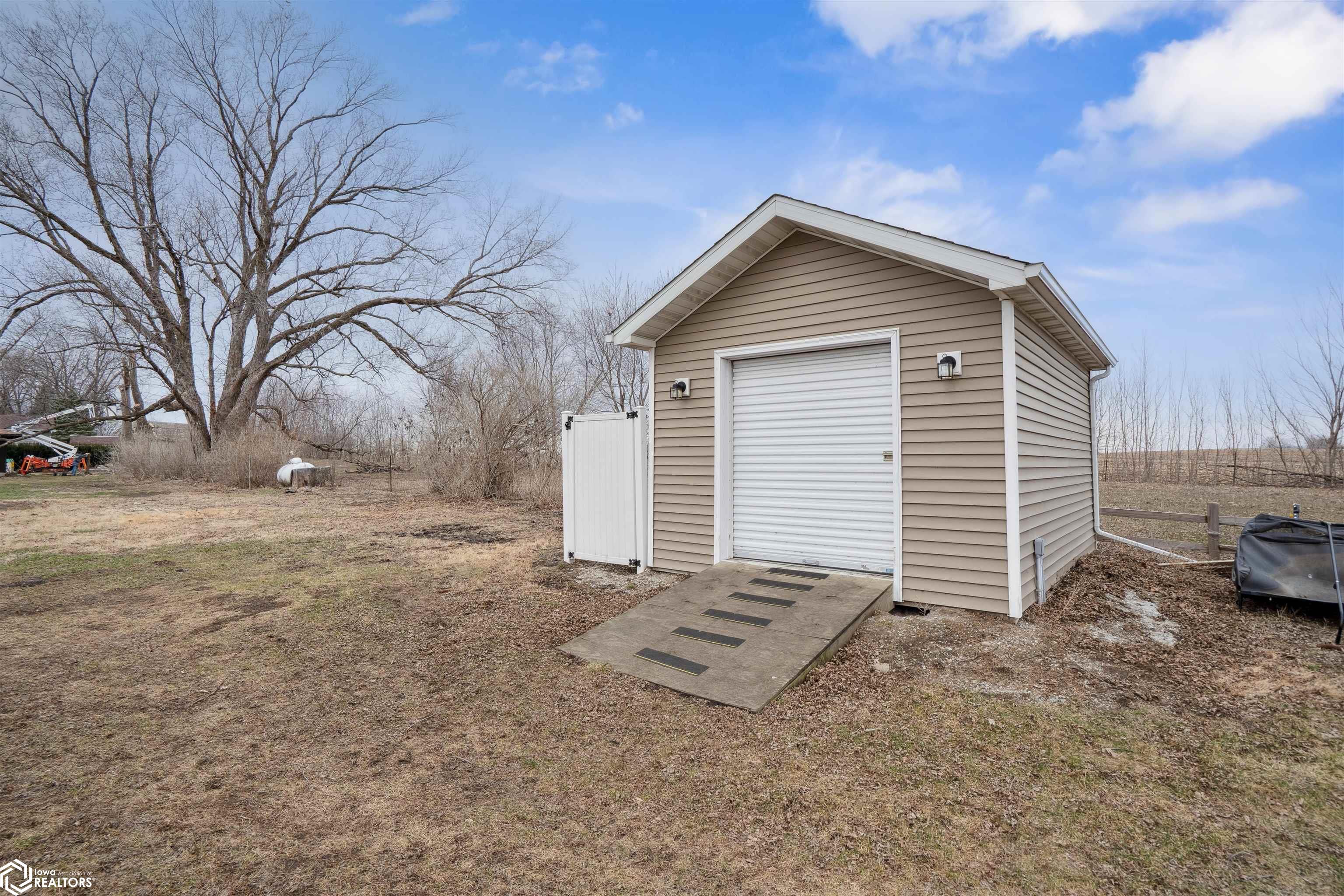 321 W Maple Street, Roland, Iowa image 25