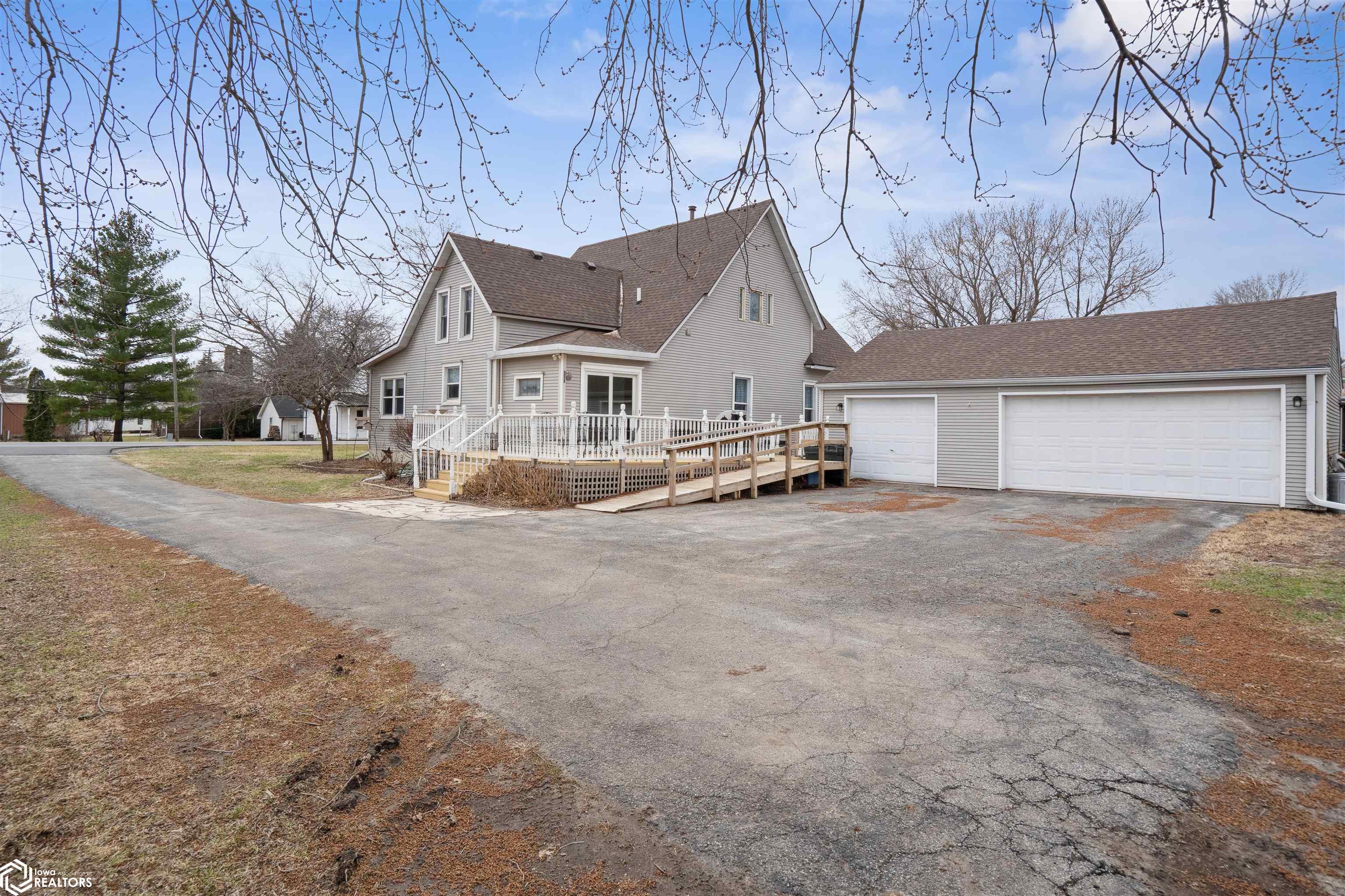 321 W Maple Street, Roland, Iowa image 26