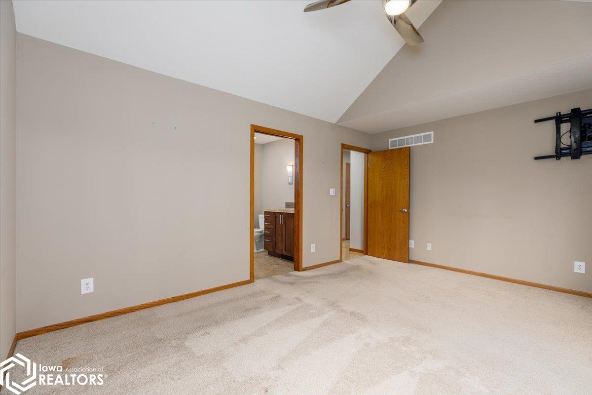7230 Hyperion Pointe Drive, Johnston, Iowa image 12
