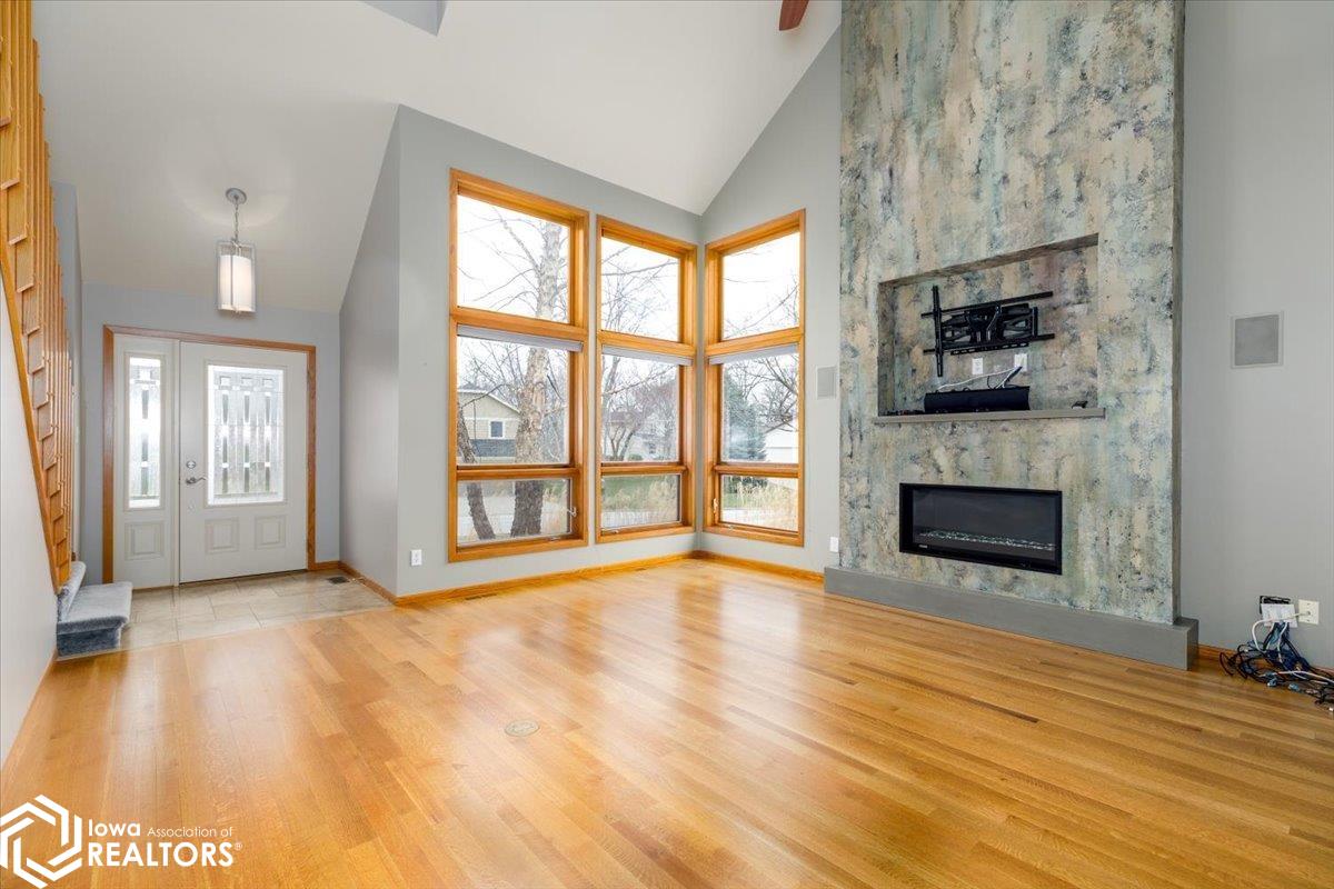 7230 Hyperion Pointe Drive, Johnston, Iowa image 5