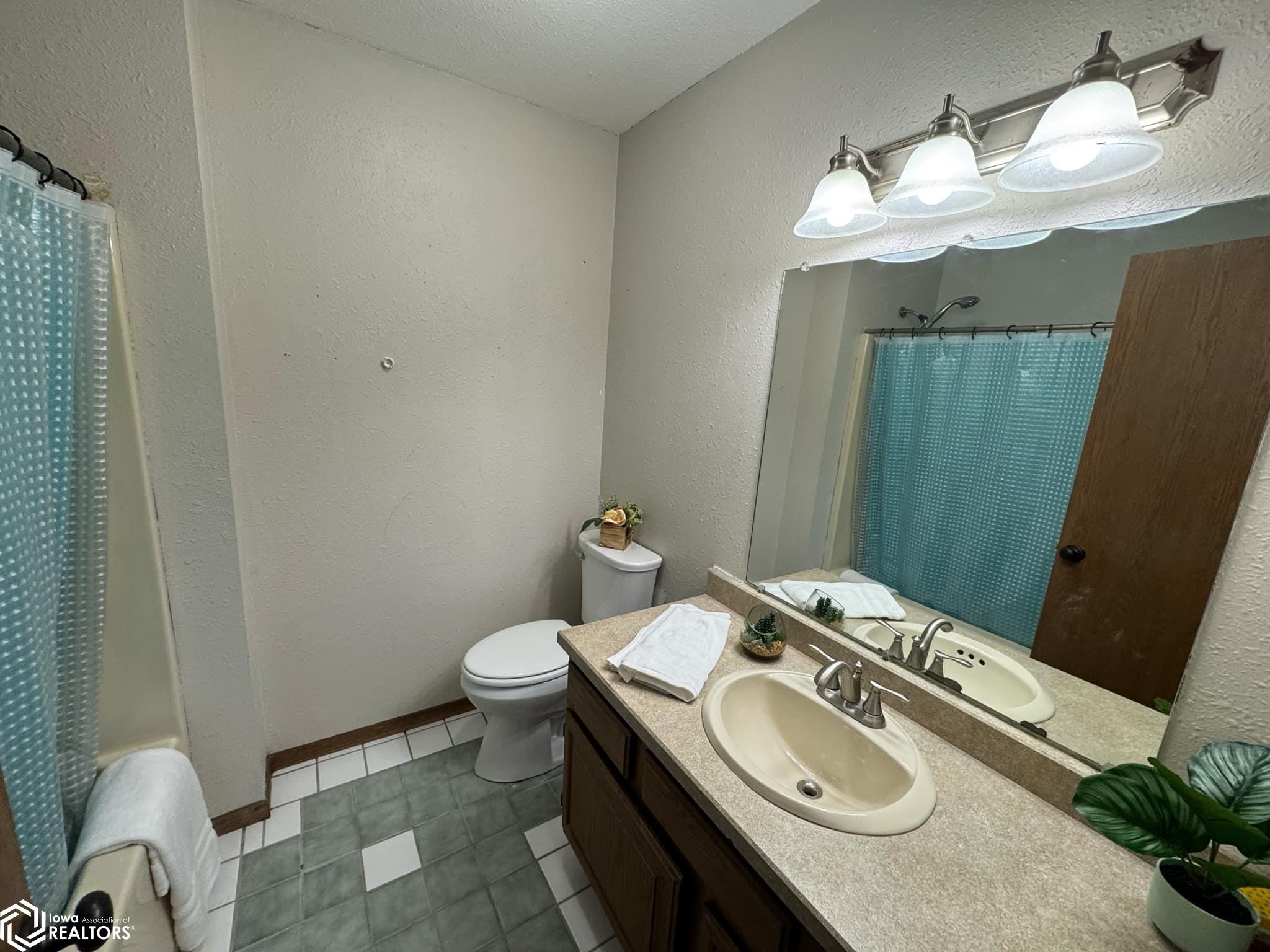 3010 Quail Ridge, Centerville, Iowa image 31