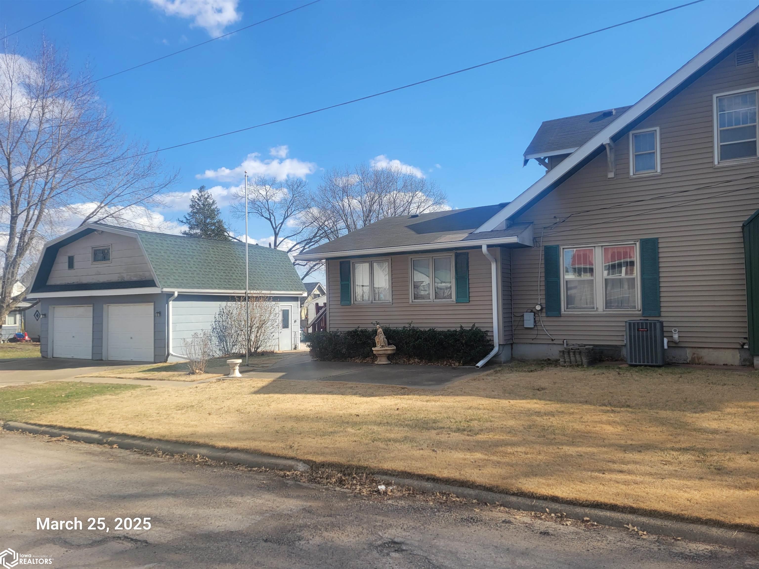 222 N Fellows Avenue, Ottumwa, Iowa image 4