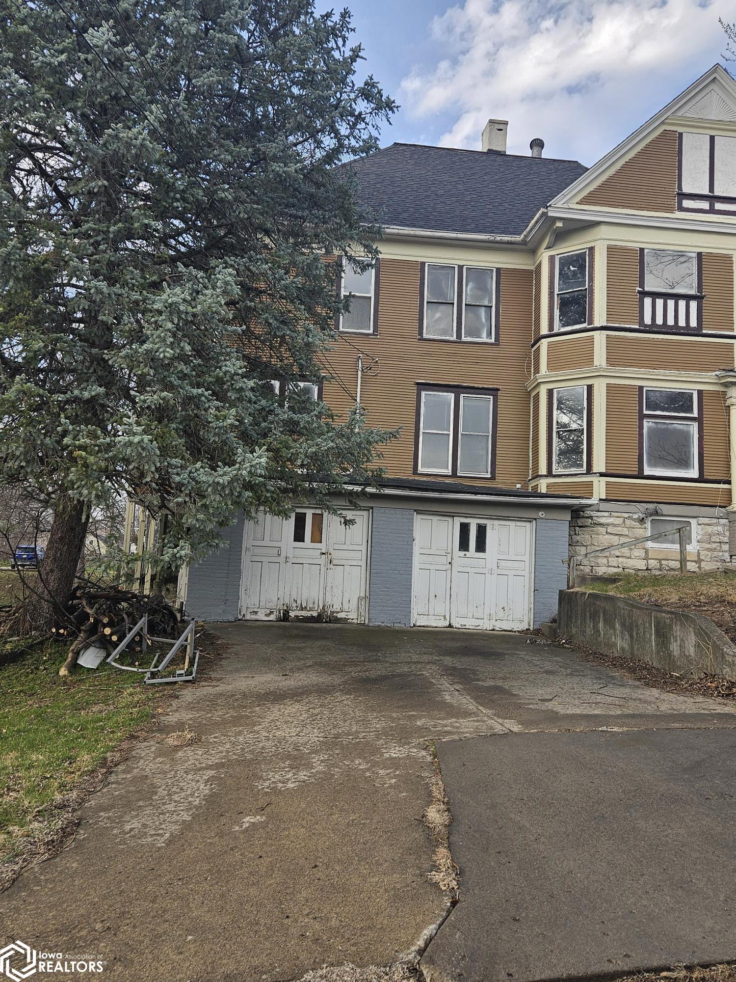905 N Court Street, Ottumwa, Iowa image 3