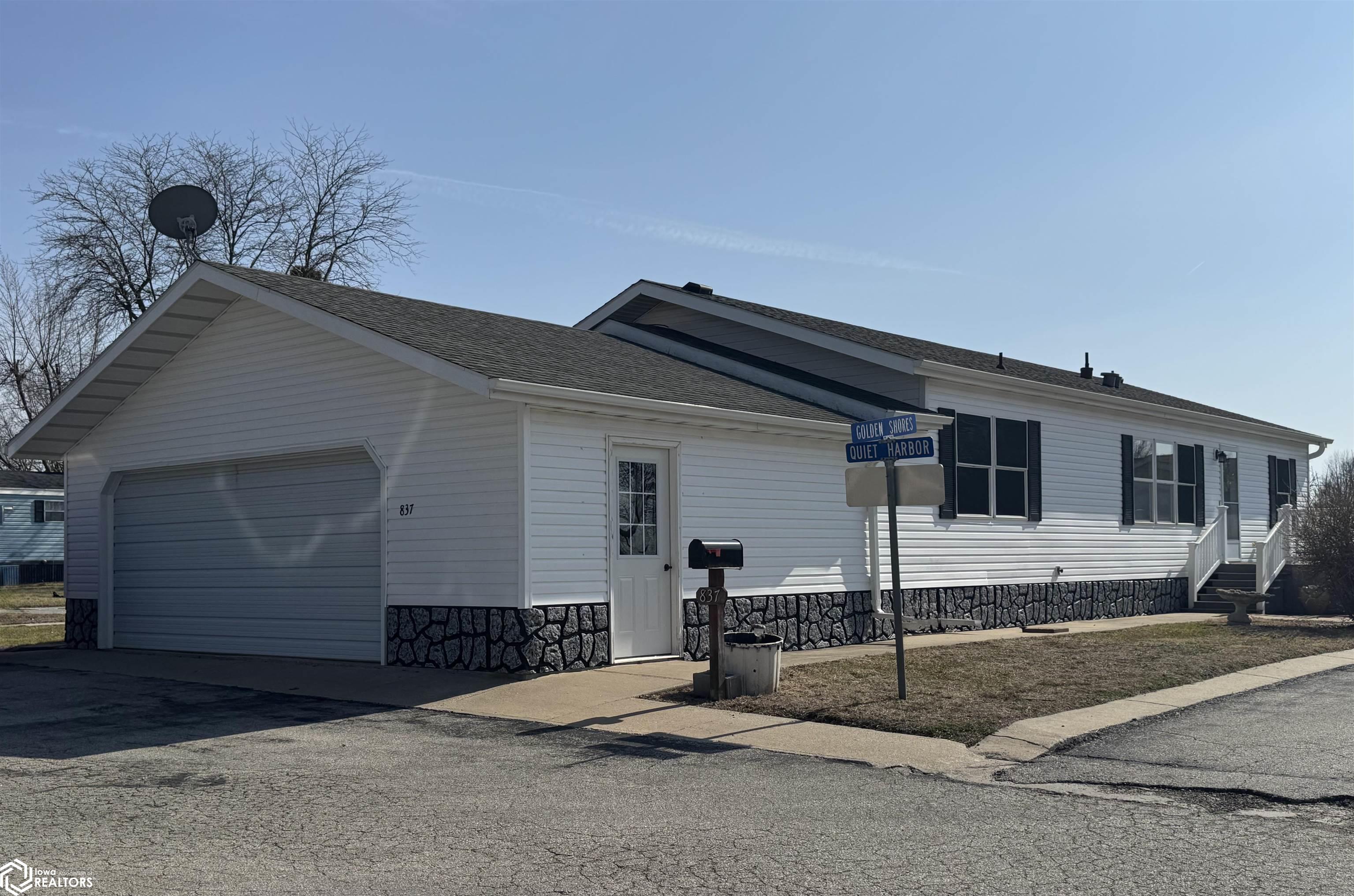 837 Quiet Harbor #LOT 6, Creston, Iowa image 2