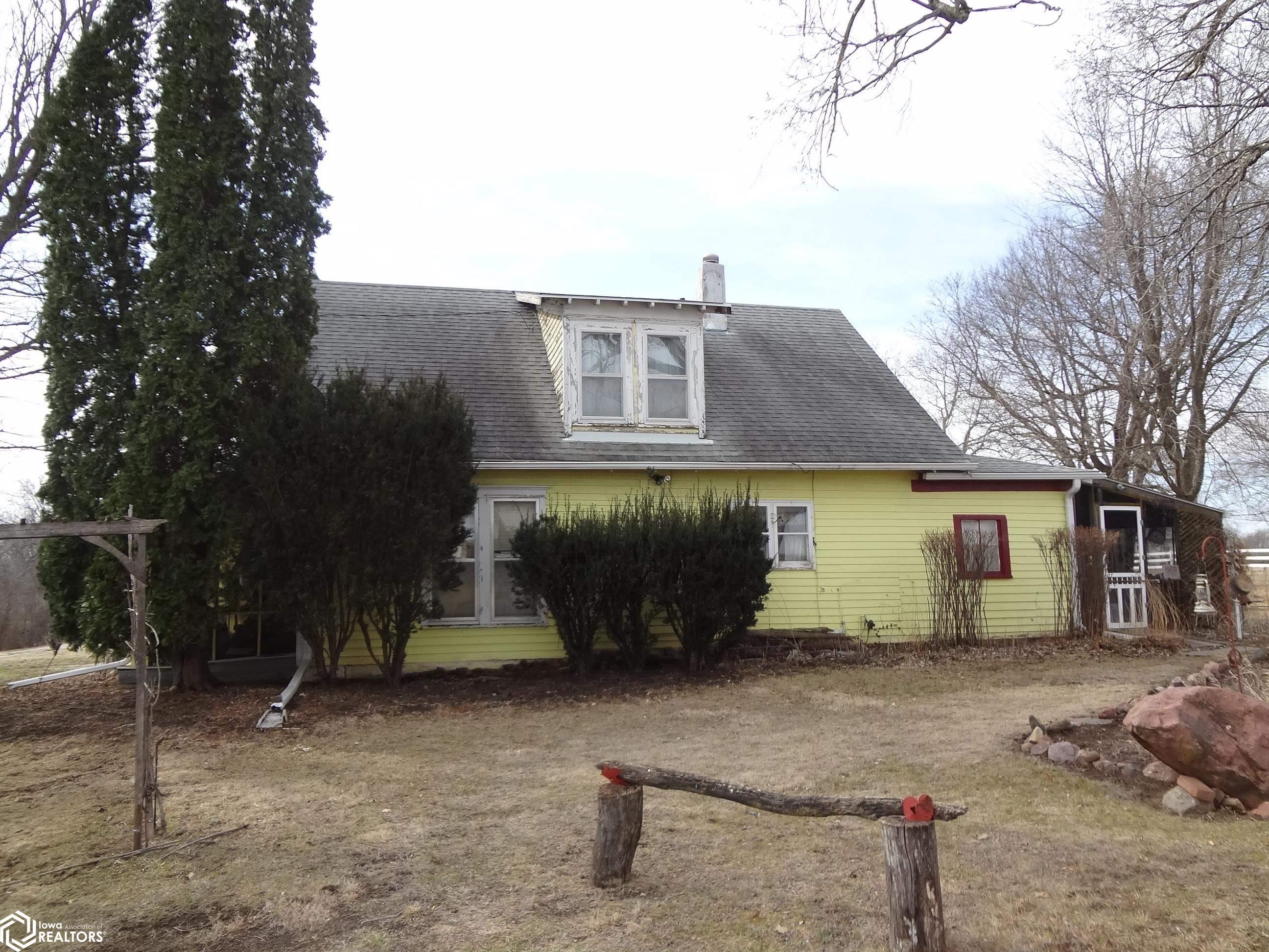 404 Missouri Avenue, College Springs, Iowa image 4