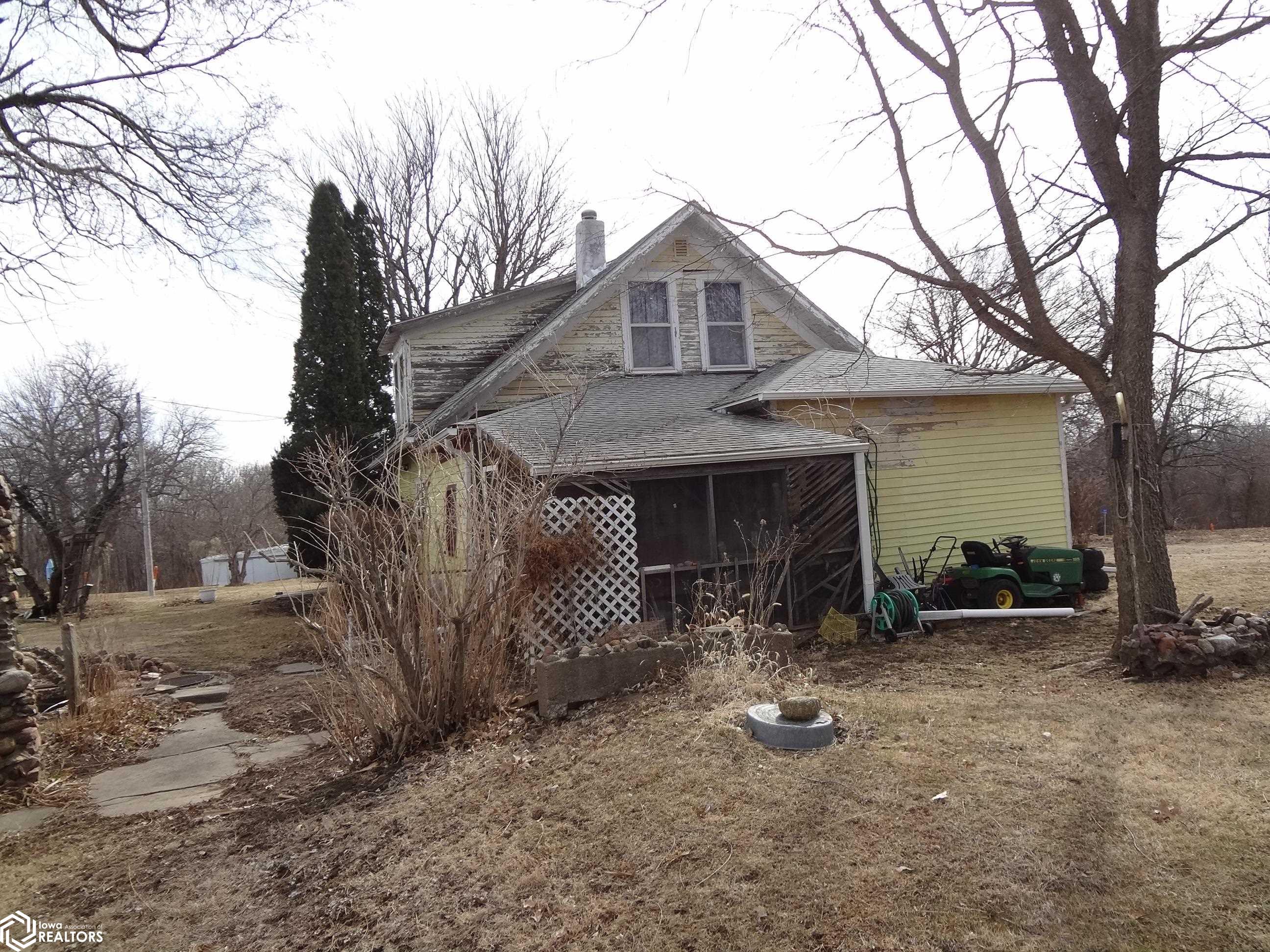 404 Missouri Avenue, College Springs, Iowa image 5