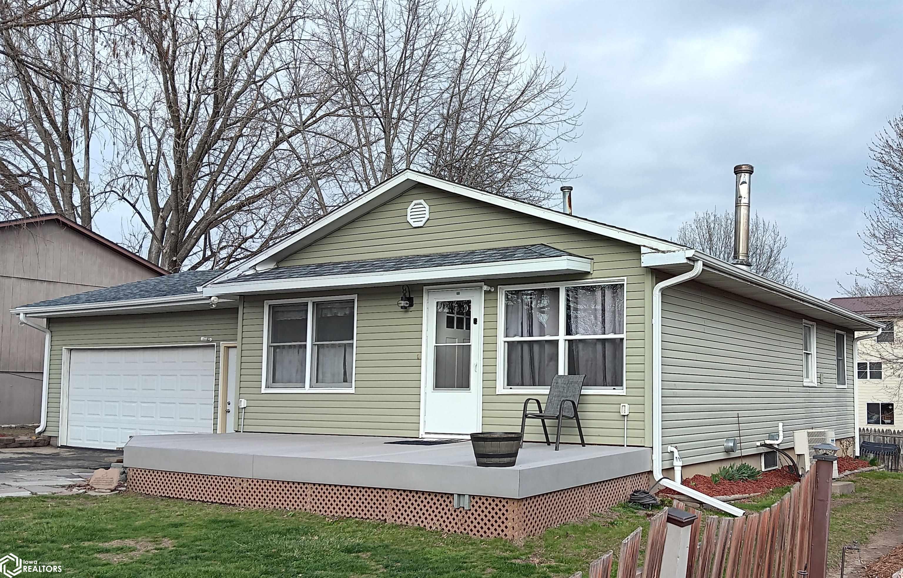 1505 Southview Circle, Fairfield, Iowa image 2