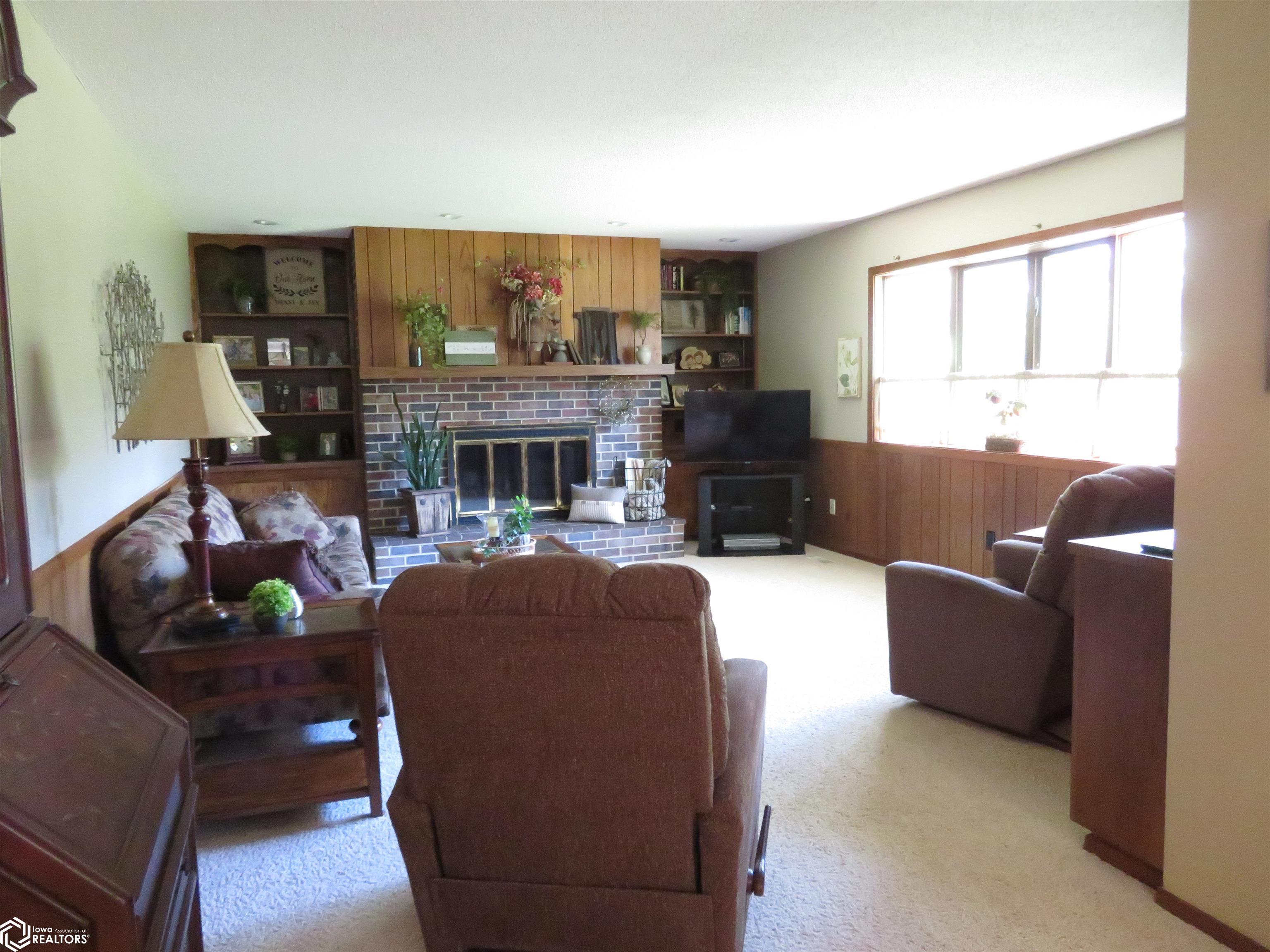 820 Cedar Drive, Clarion, Iowa image 8