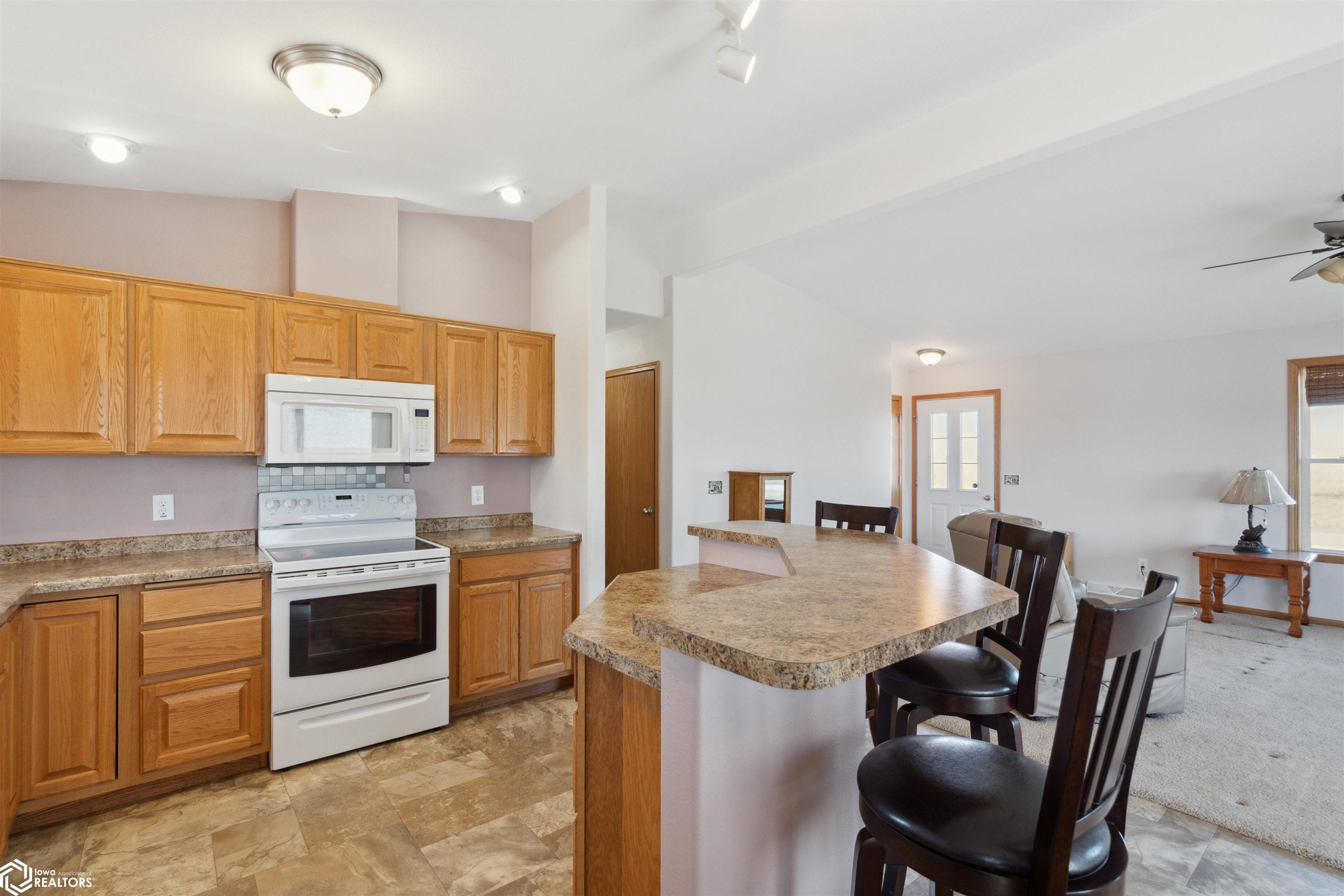 69438 260th Street, Colo, Iowa image 10