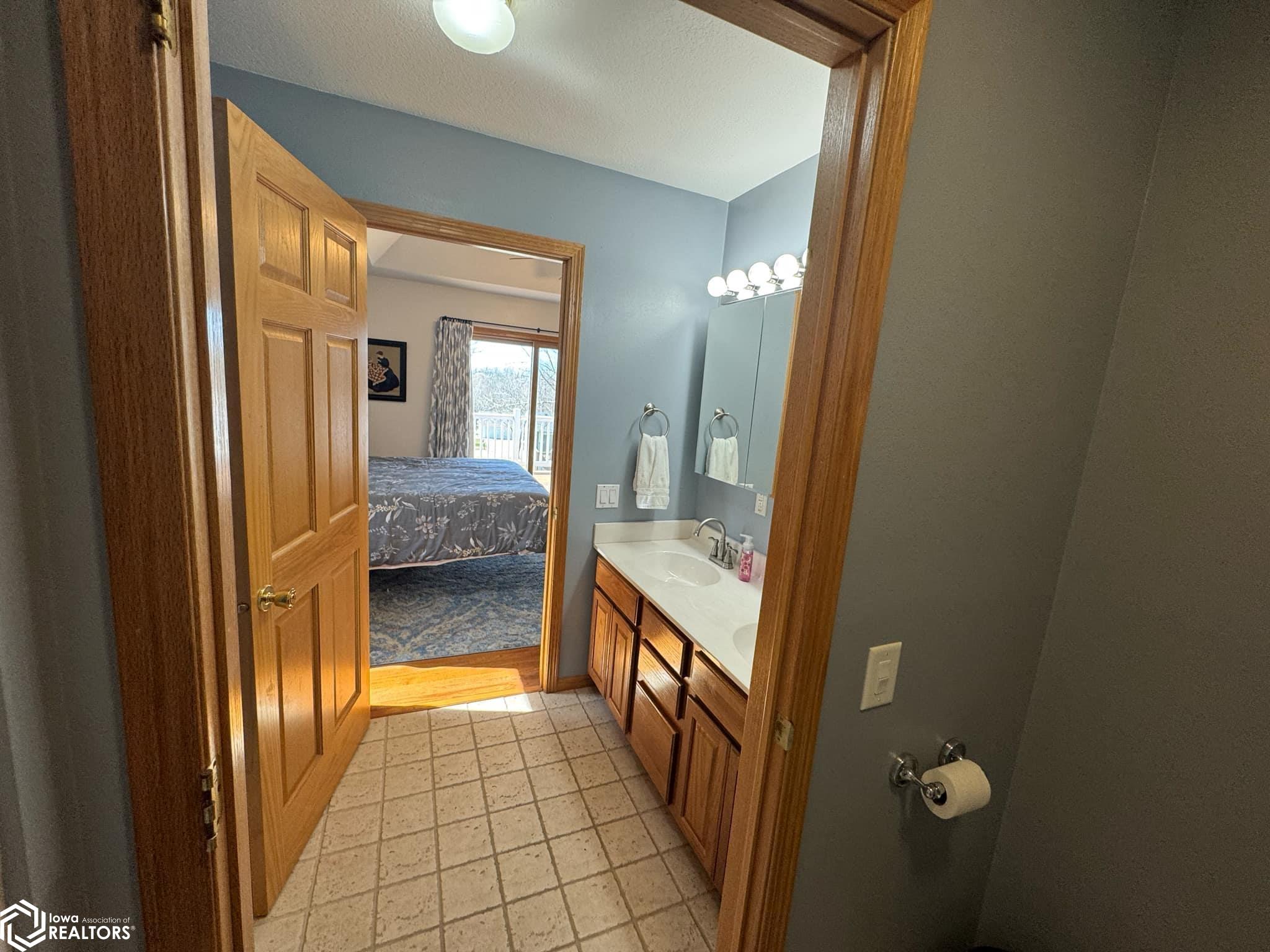 3018 Quail Ridge, Centerville, Iowa image 16