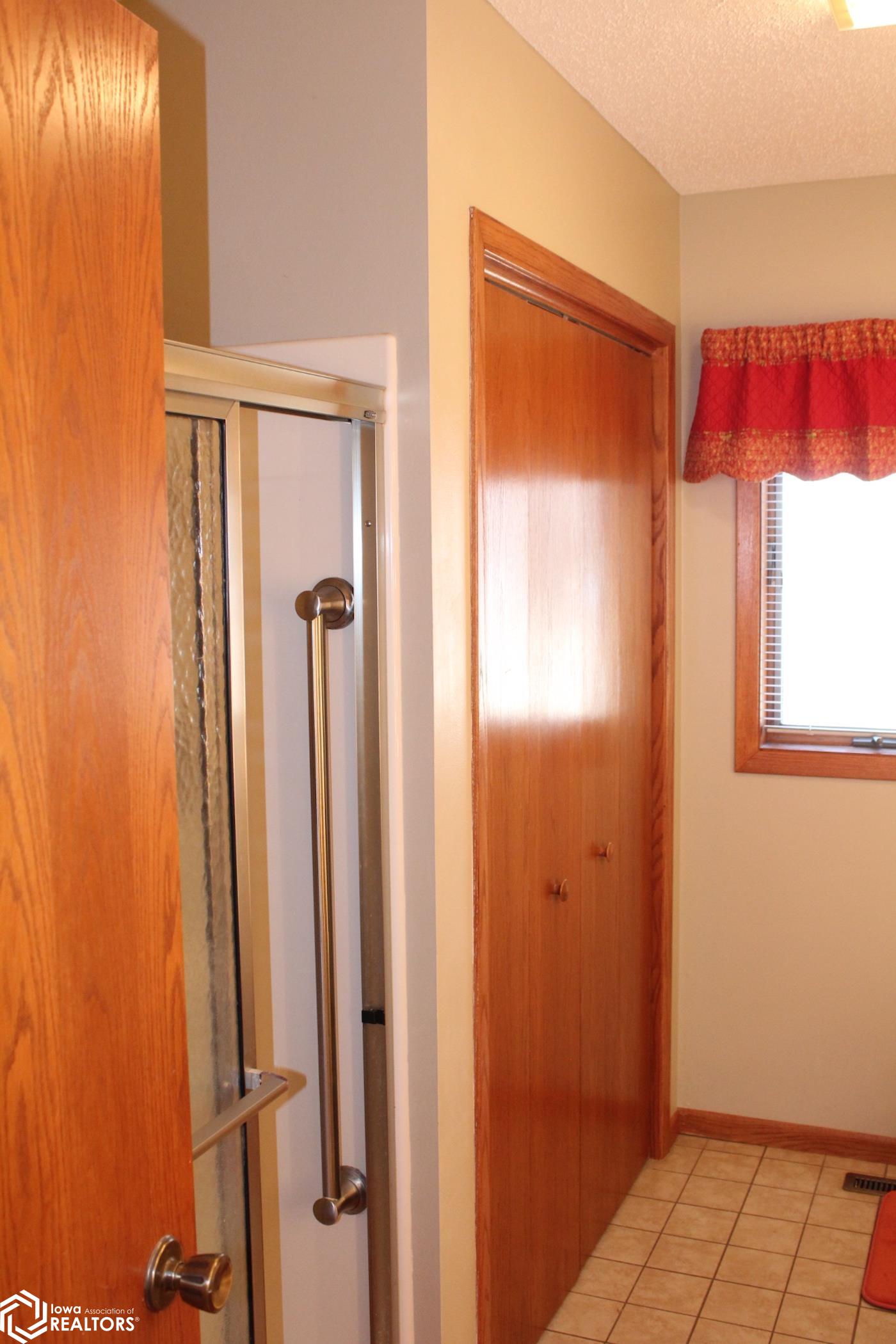 900 Division Street, Garner, Iowa image 16