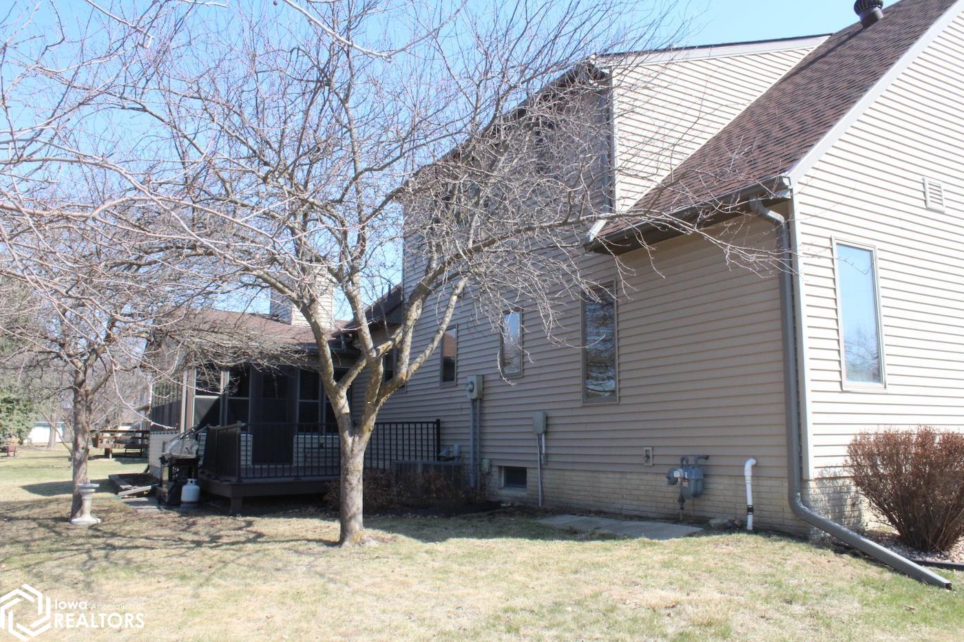 900 Division Street, Garner, Iowa image 24