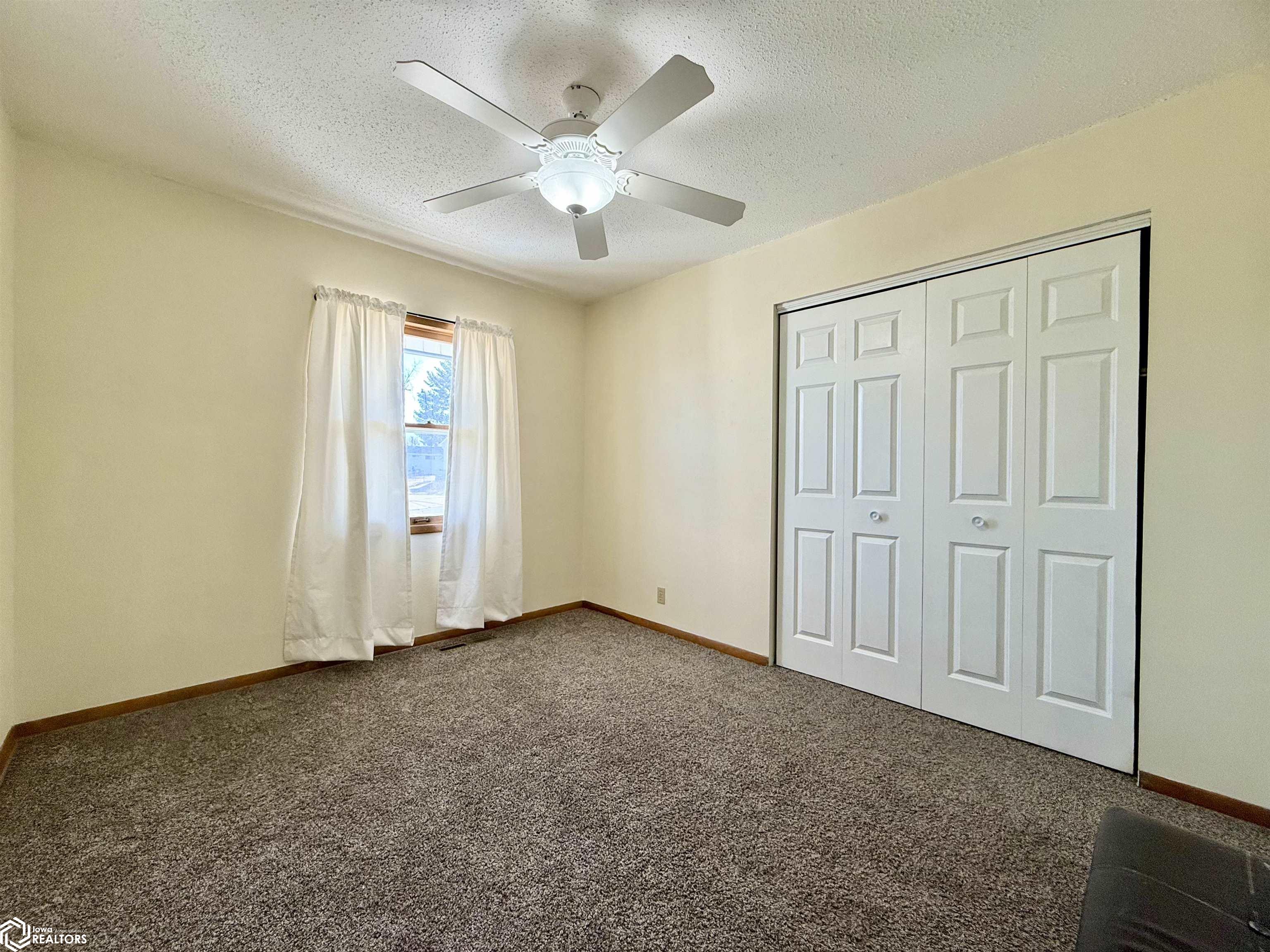 502 Eastview Road, Marshalltown, Iowa image 15