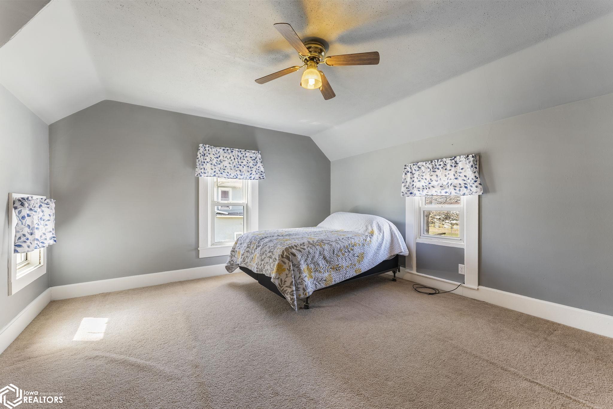 724 2nd Street, Washington, Iowa image 18