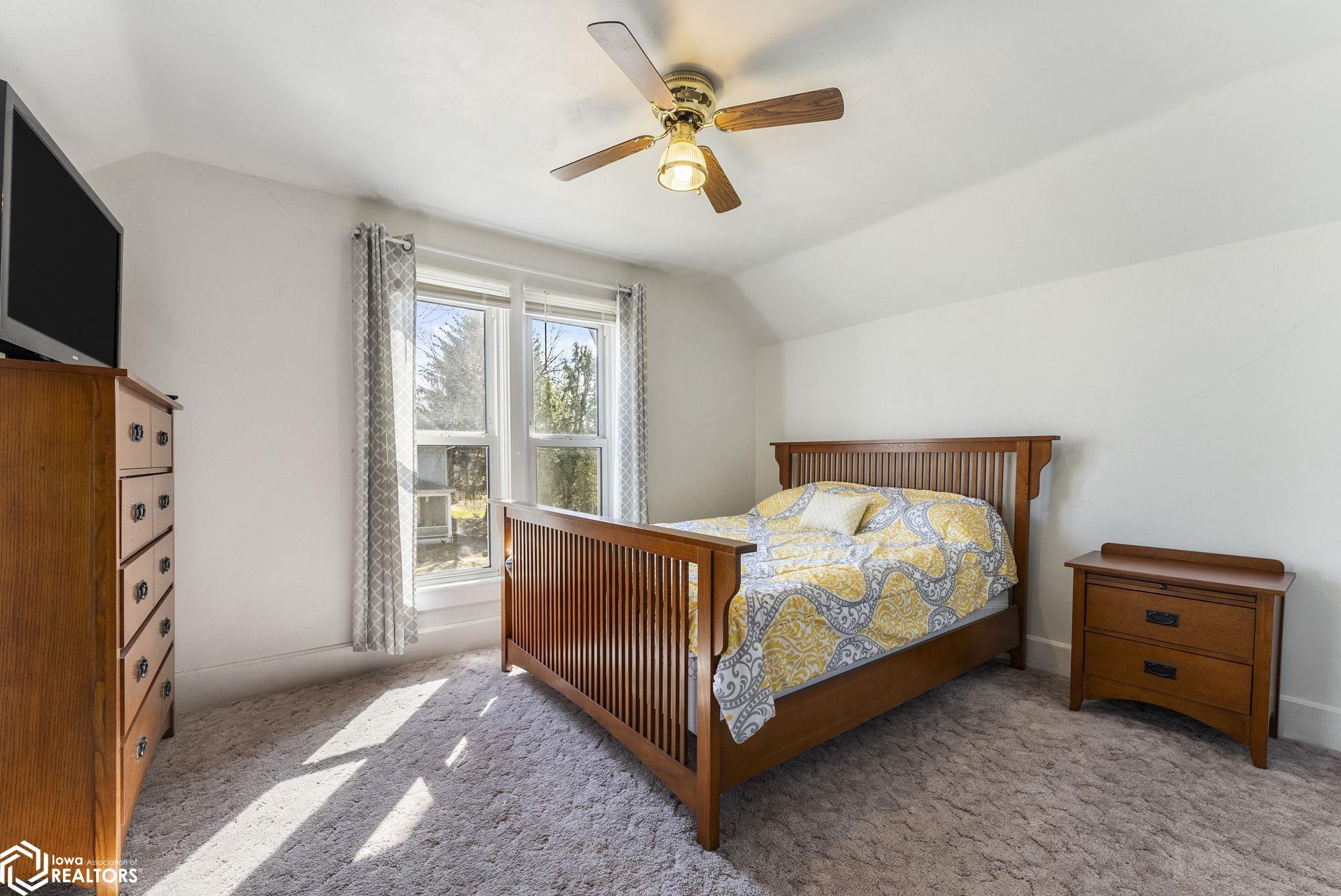724 2nd Street, Washington, Iowa image 19