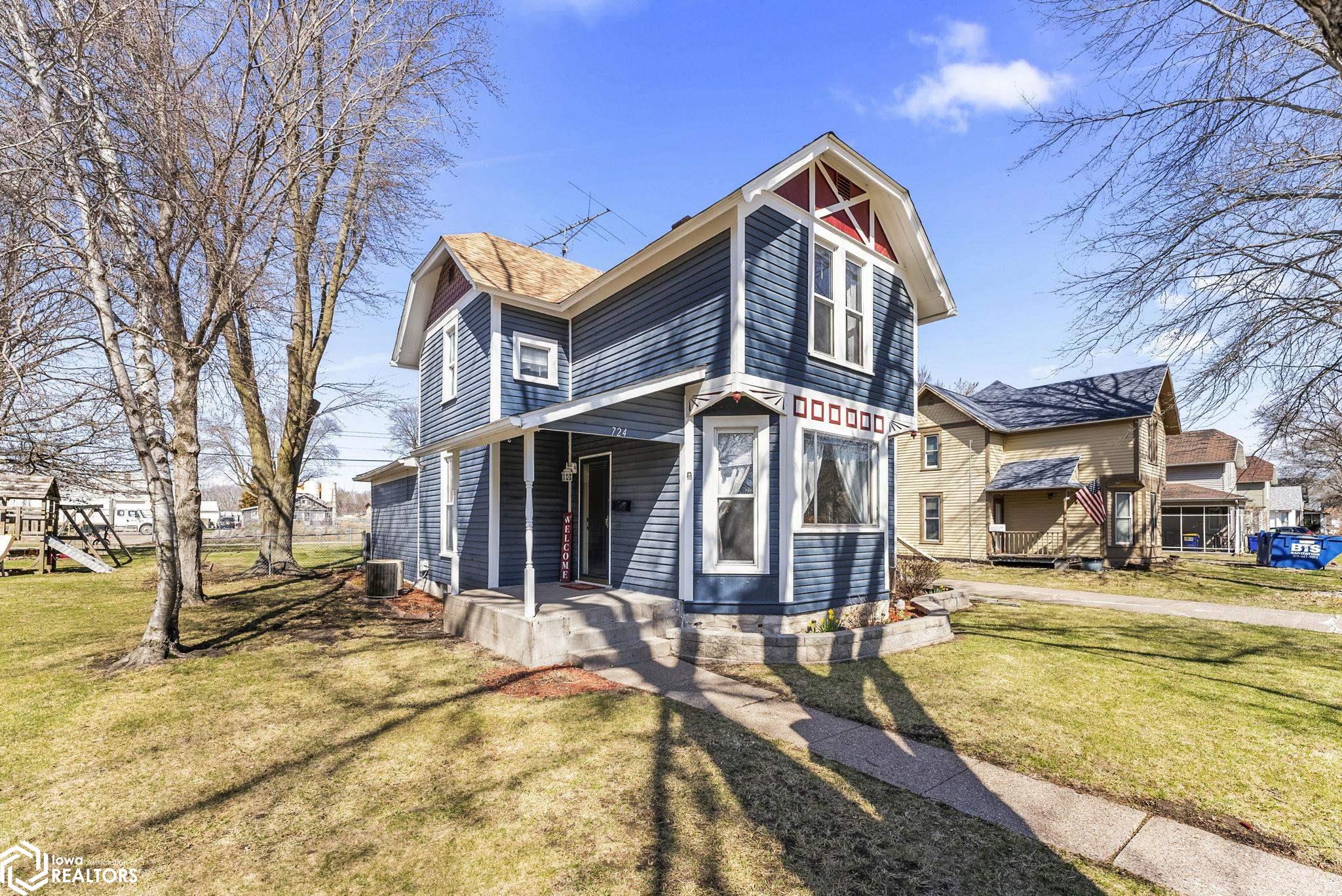 724 2nd Street, Washington, Iowa image 3