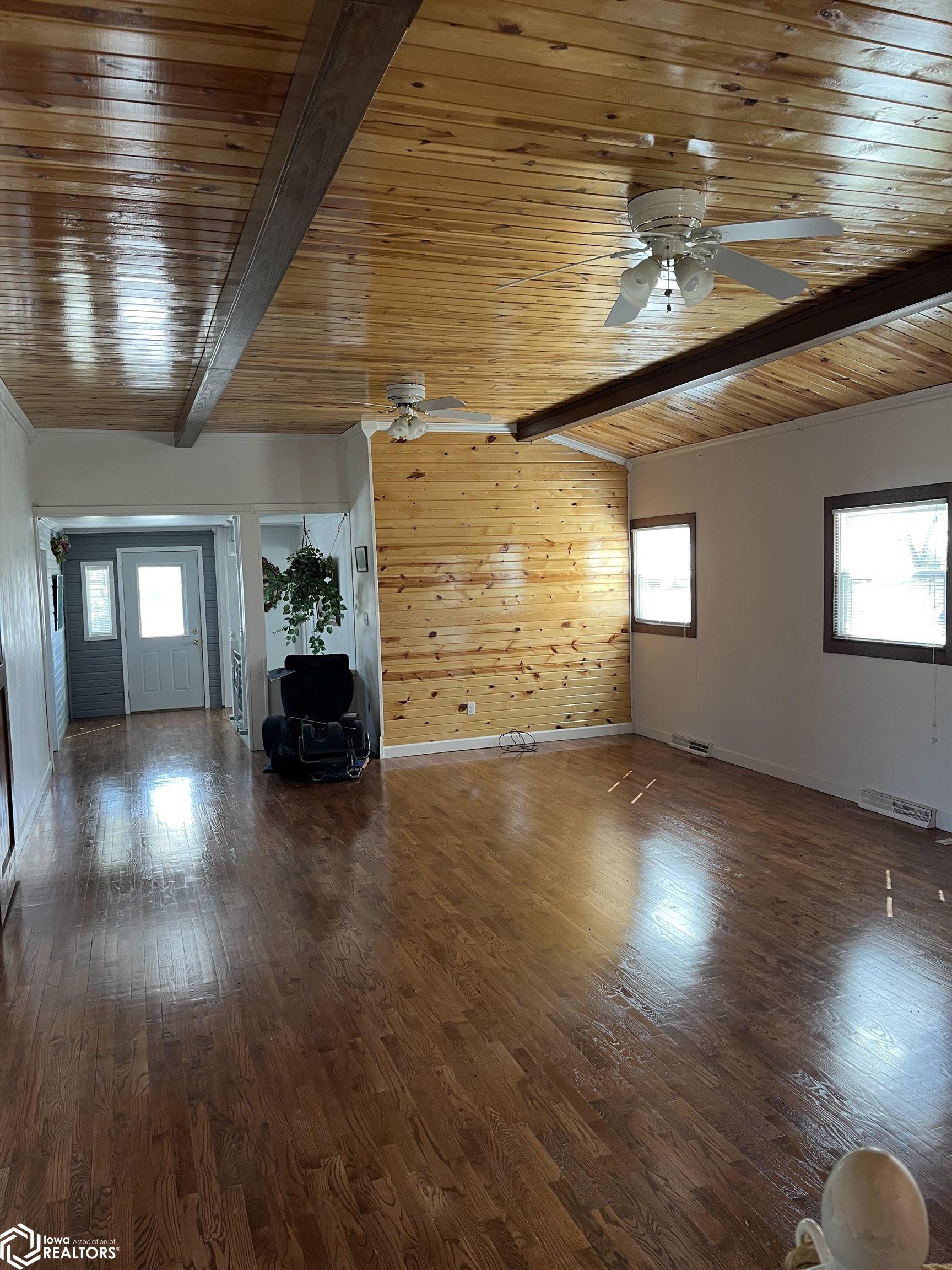 1080 & 1084 Linby Drive, Packwood, Iowa image 6
