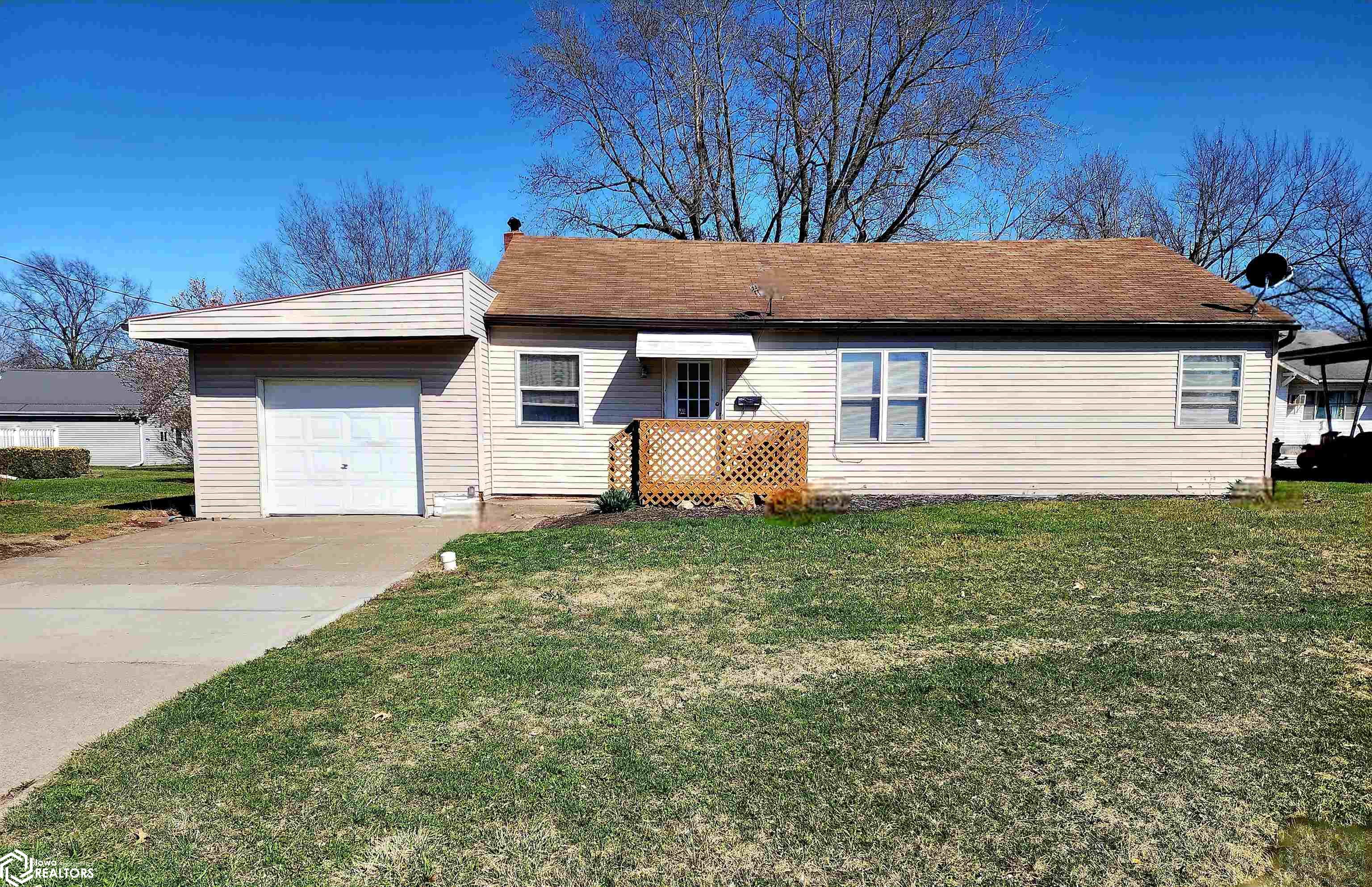 405 N Greeley Street, Corydon, Iowa image 1