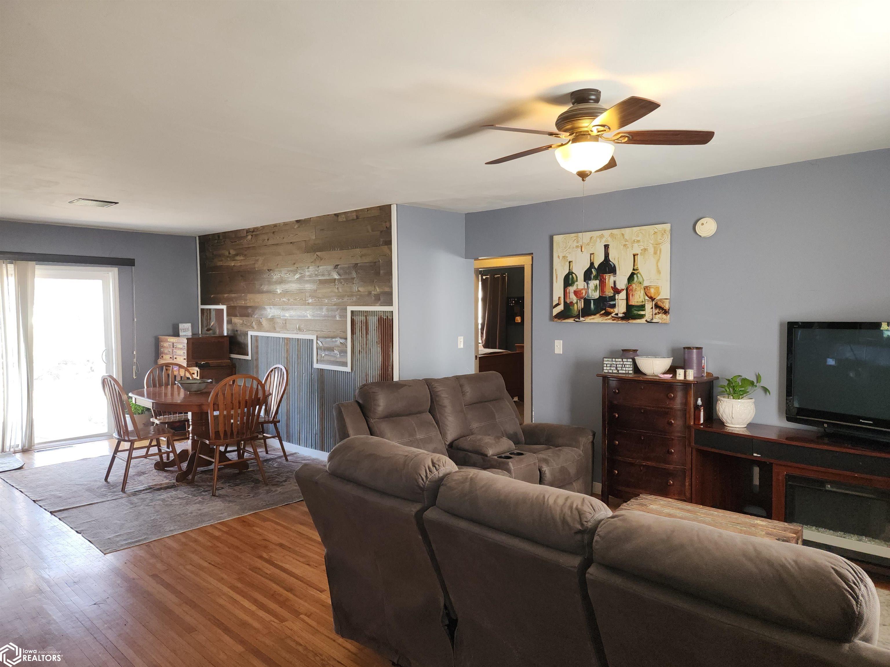 405 N Greeley Street, Corydon, Iowa image 14