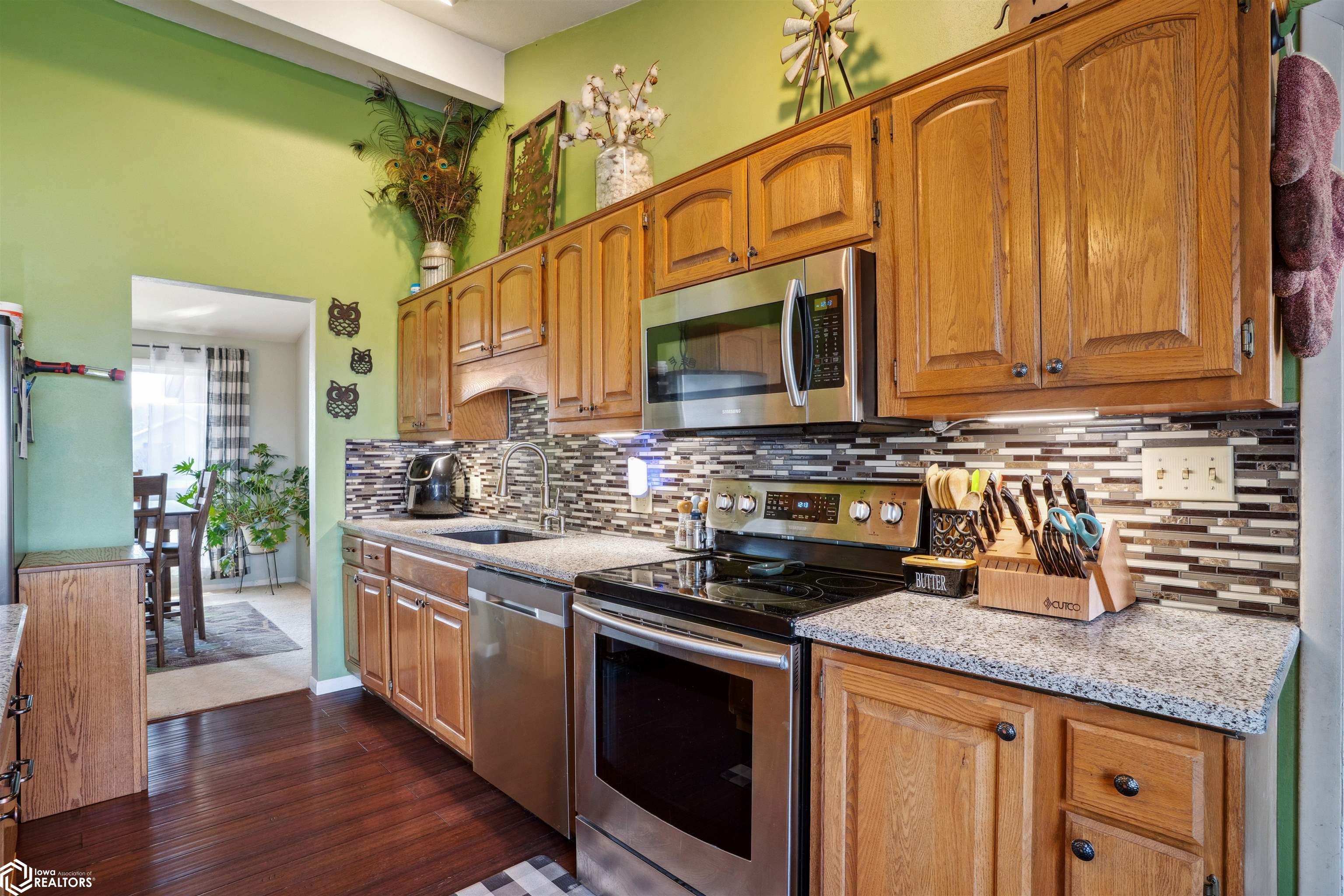 609 E Cleveland St., New London, Iowa image 13