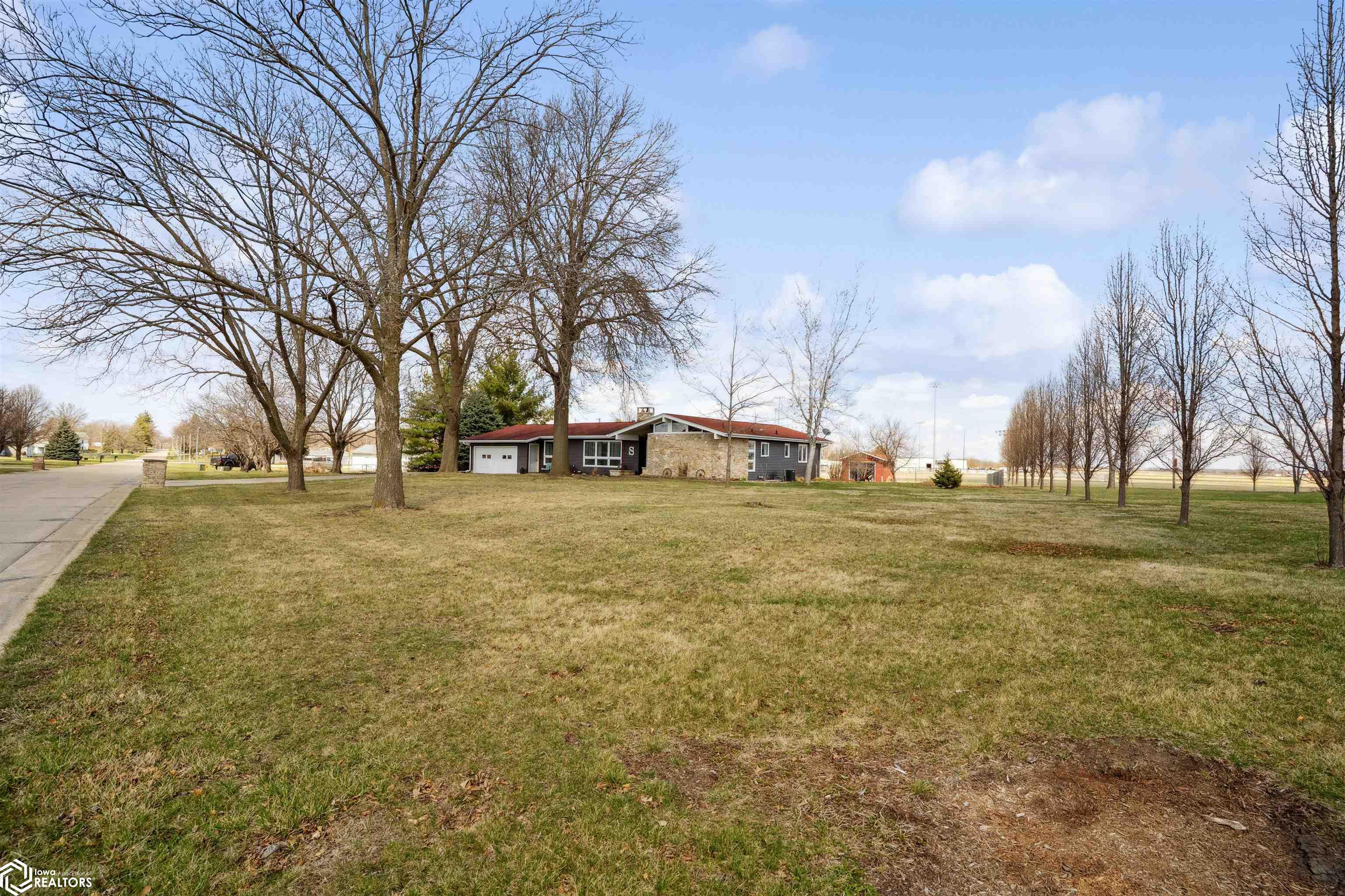 609 E Cleveland St., New London, Iowa image 3
