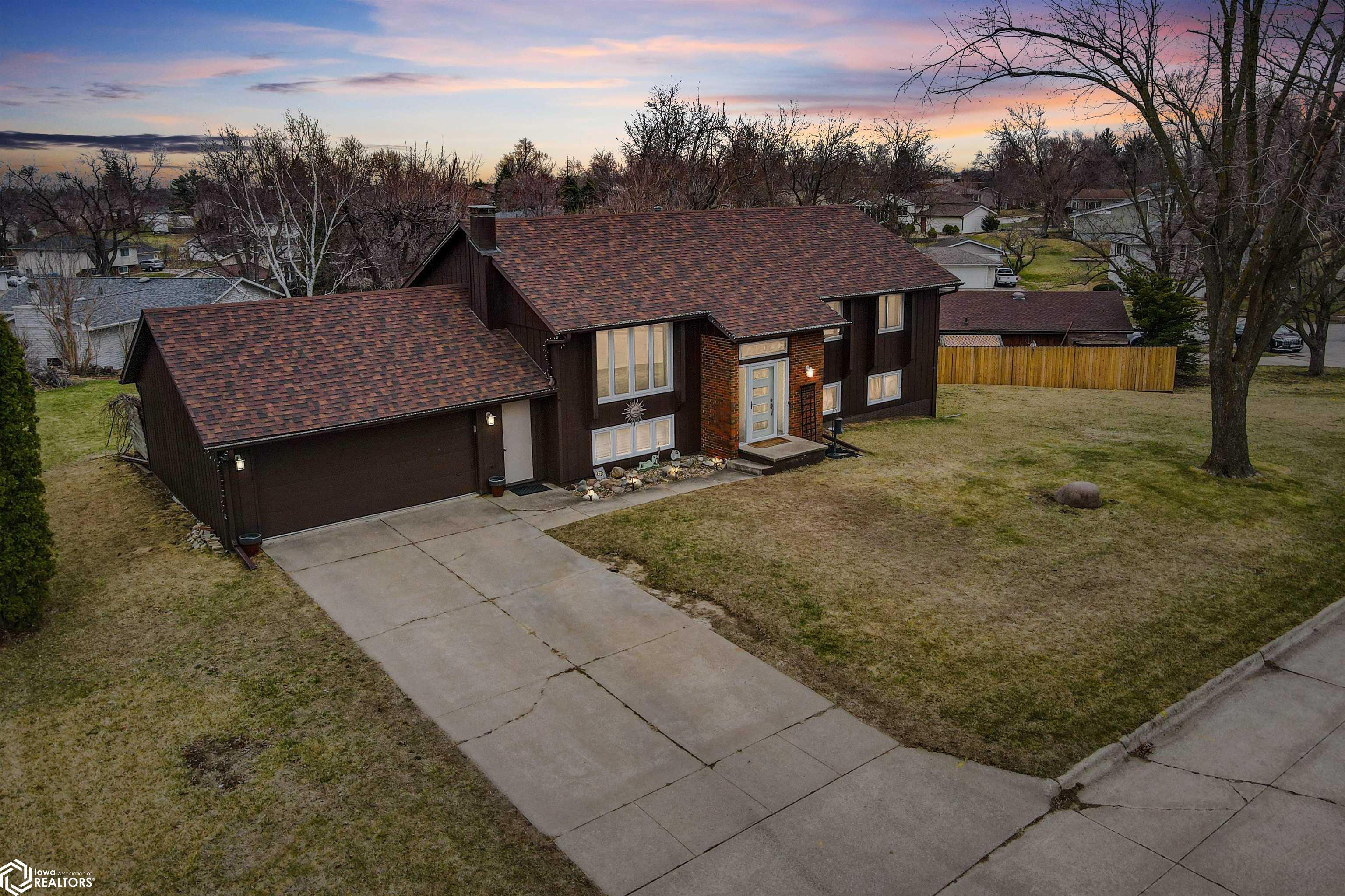 2202 Vermillion Lane, Marshalltown, Iowa image 26