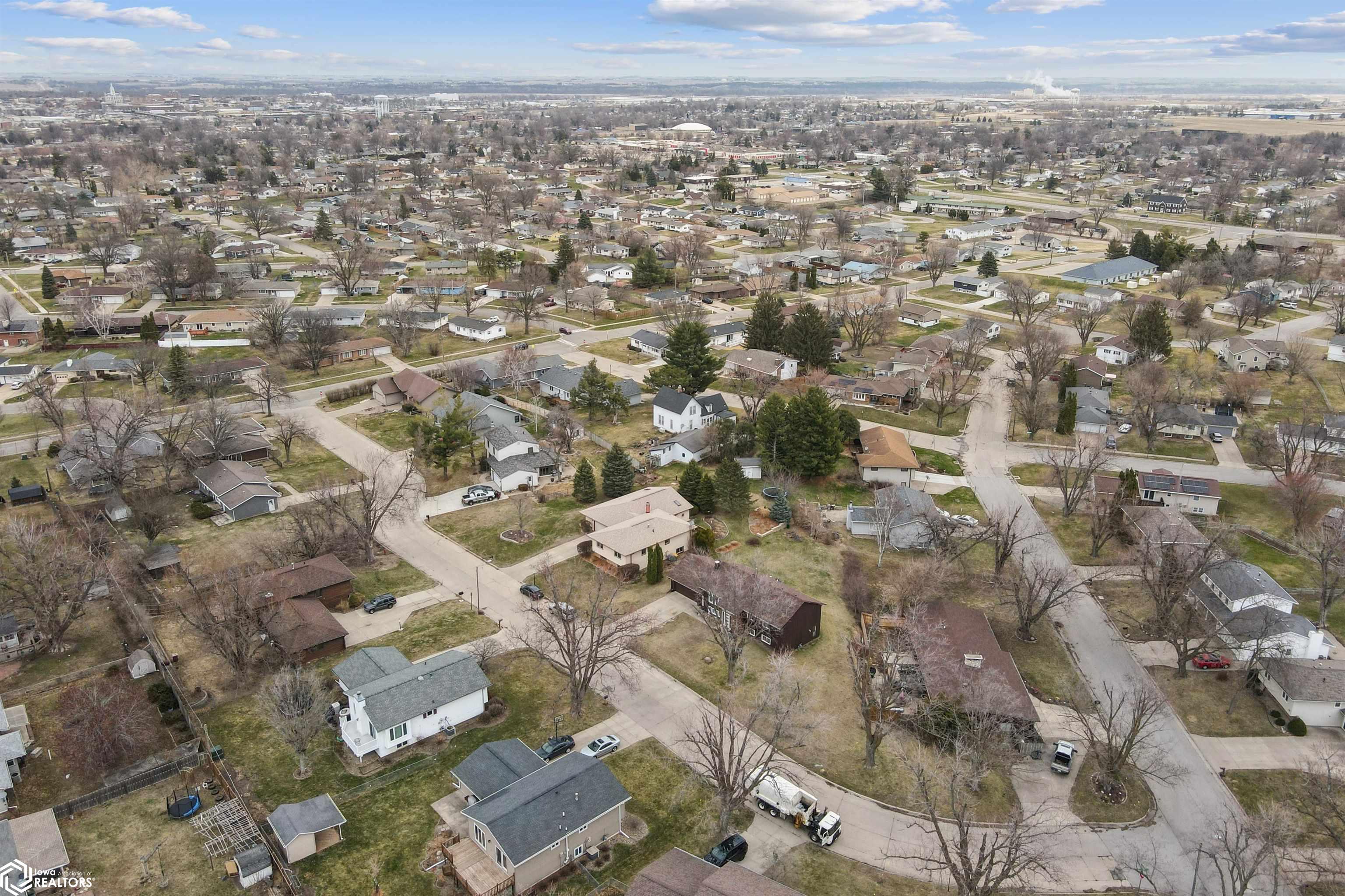 2202 Vermillion Lane, Marshalltown, Iowa image 32